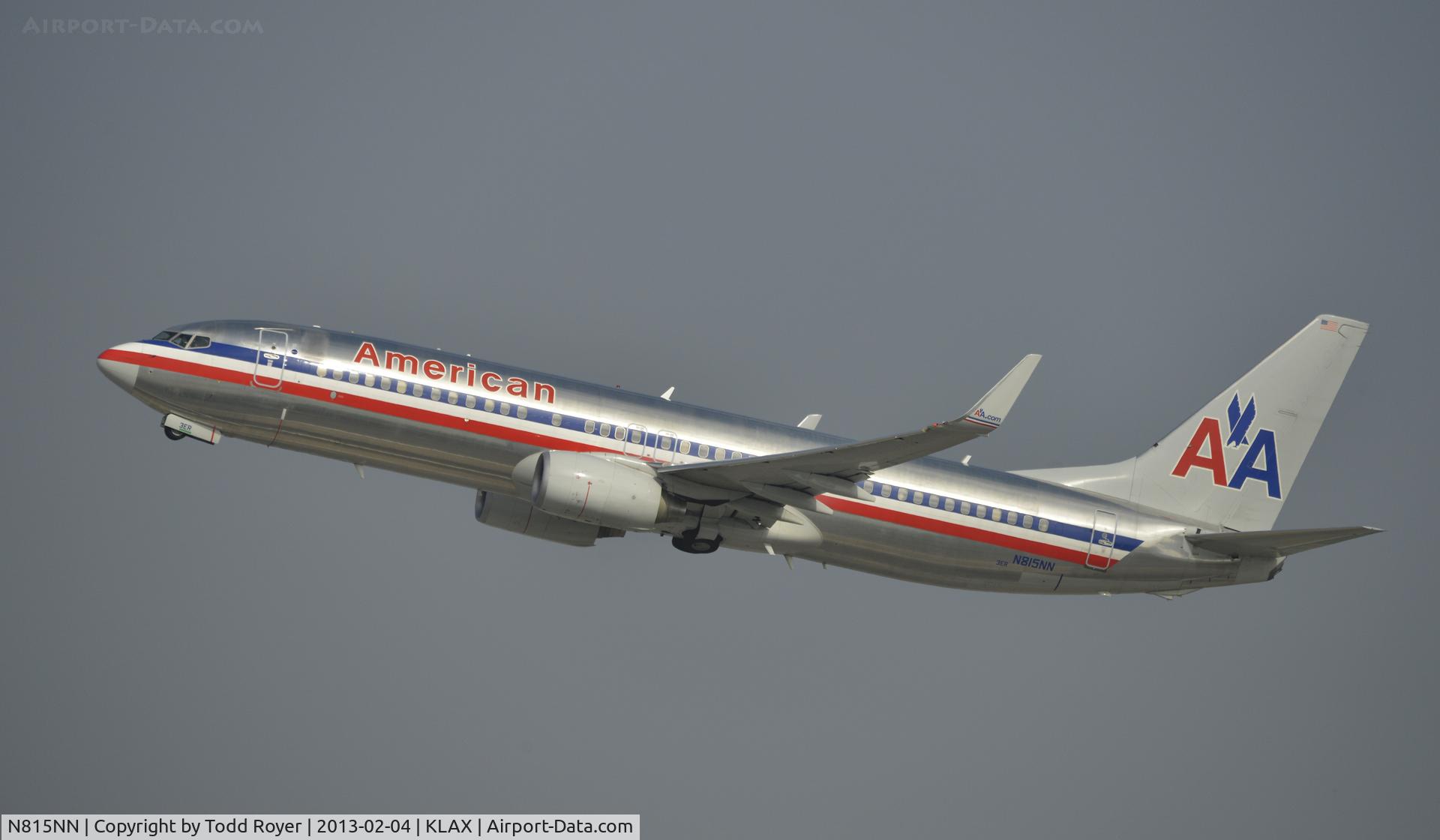 N815NN, 2009 Boeing 737-823 C/N 33208, Departing LAX