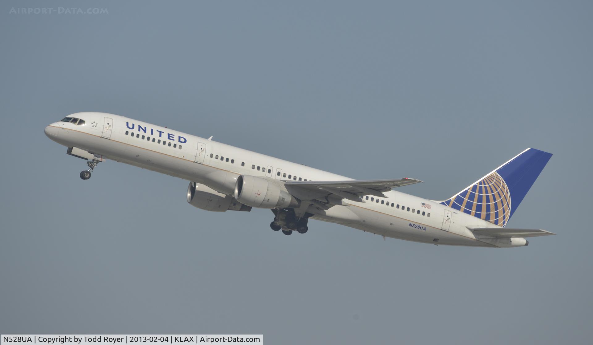 N528UA, 1991 Boeing 757-222 C/N 25018, Departing LAX