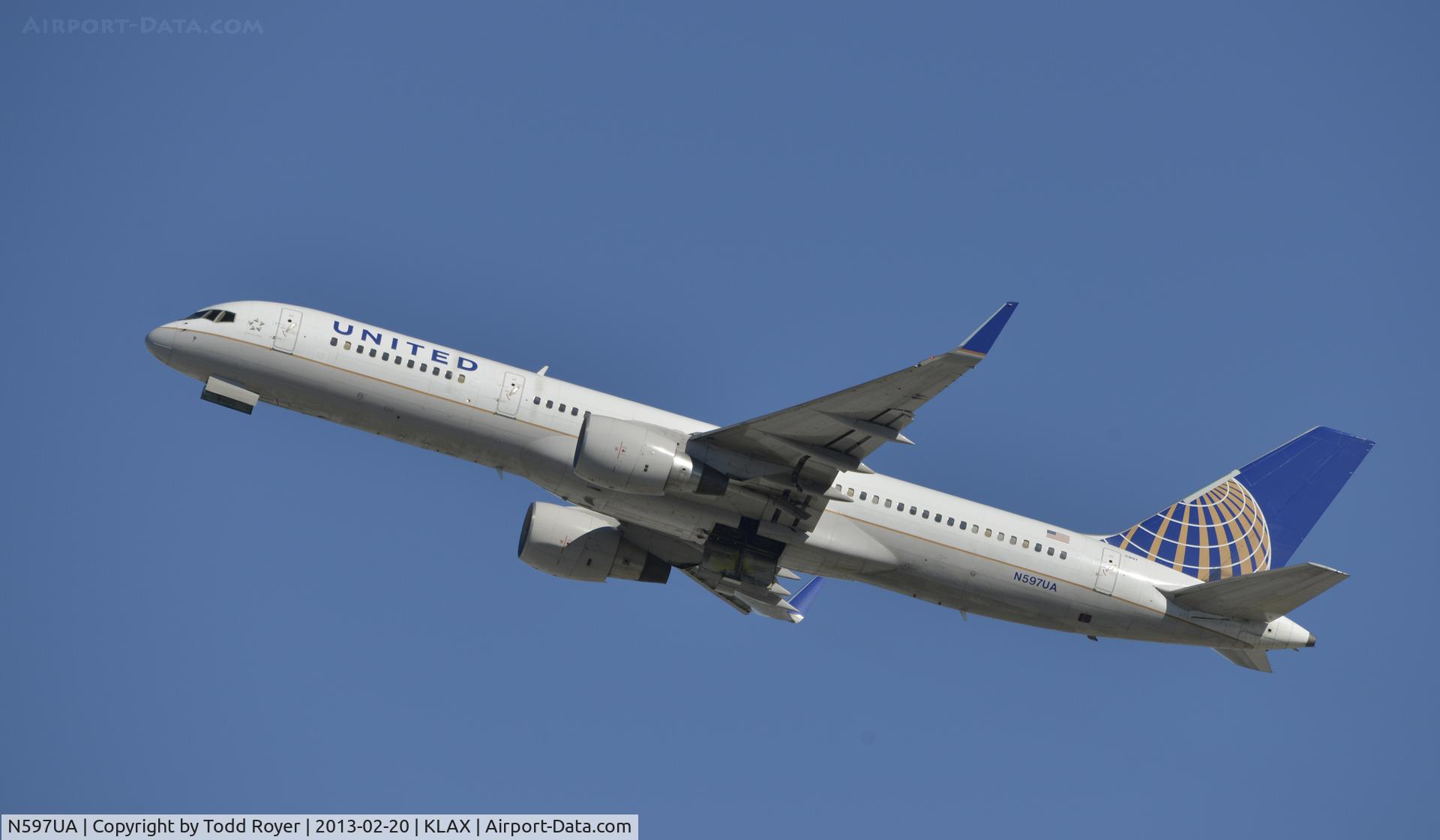 N597UA, 1998 Boeing 757-222 C/N 28750, Departing LAX