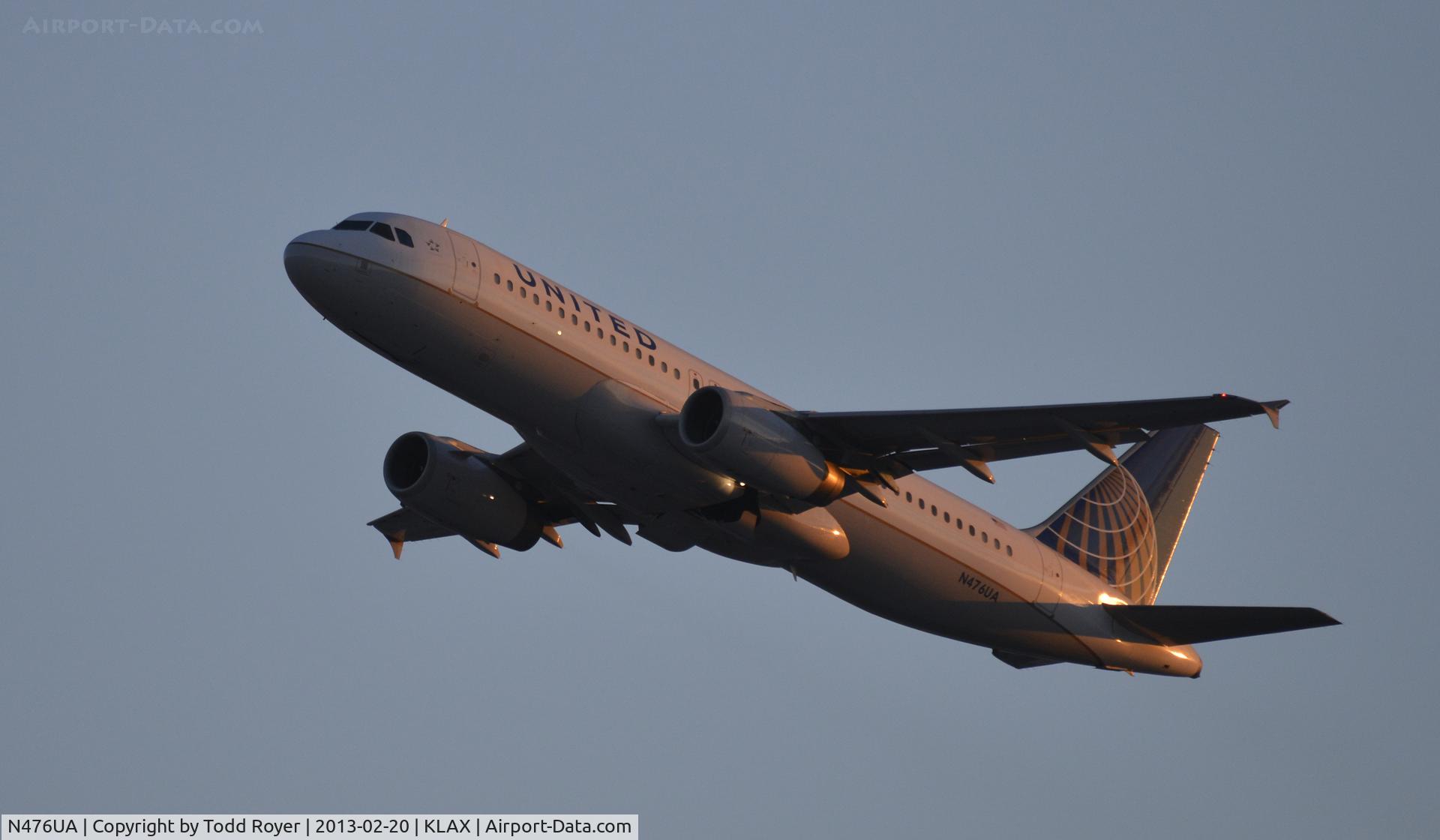 N476UA, 2001 Airbus A320-232 C/N 1508, Departing LAX