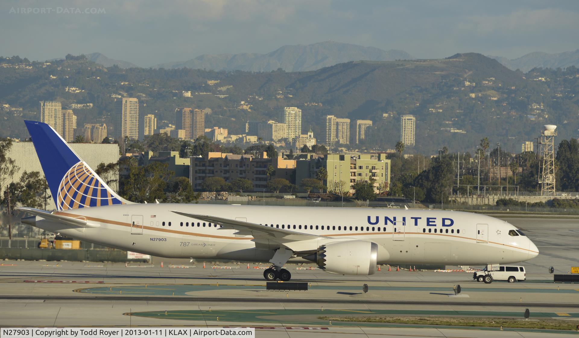 N27903, 2012 Boeing 787-8 Dreamliner C/N 34823, Departing LAX