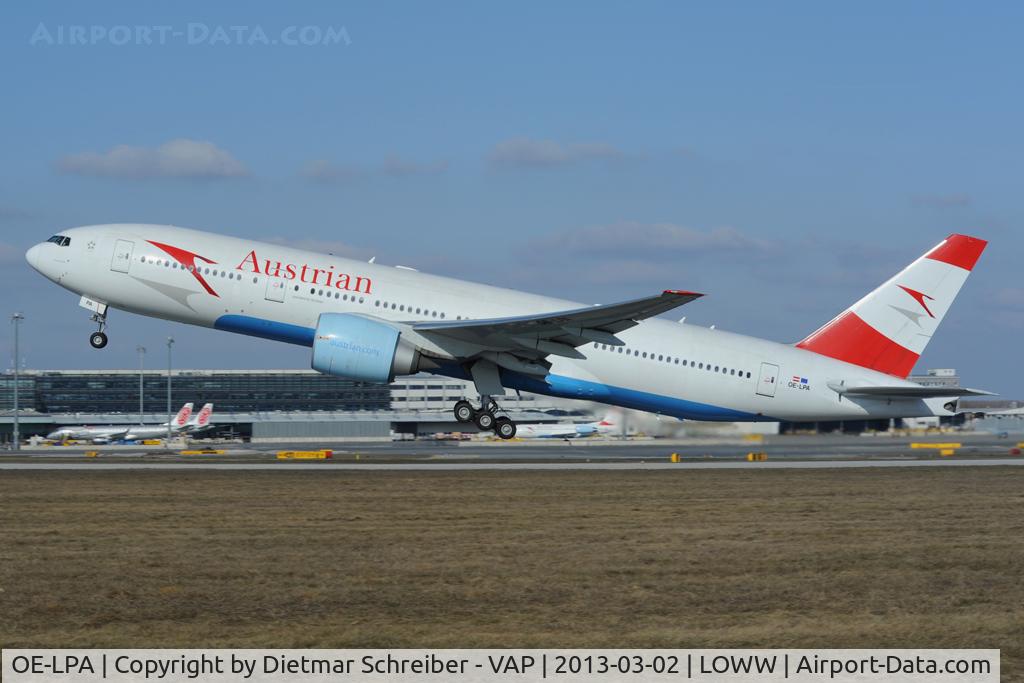 OE-LPA, 1997 Boeing 777-2Z9/ER C/N 28698, Austrian Airlines Boeing 777-200
