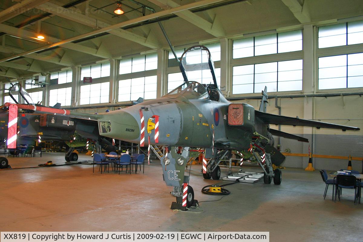 XX819, 1975 Sepecat Jaguar GR.1 C/N S.68, 8923M/CE, No 1 SoTT.