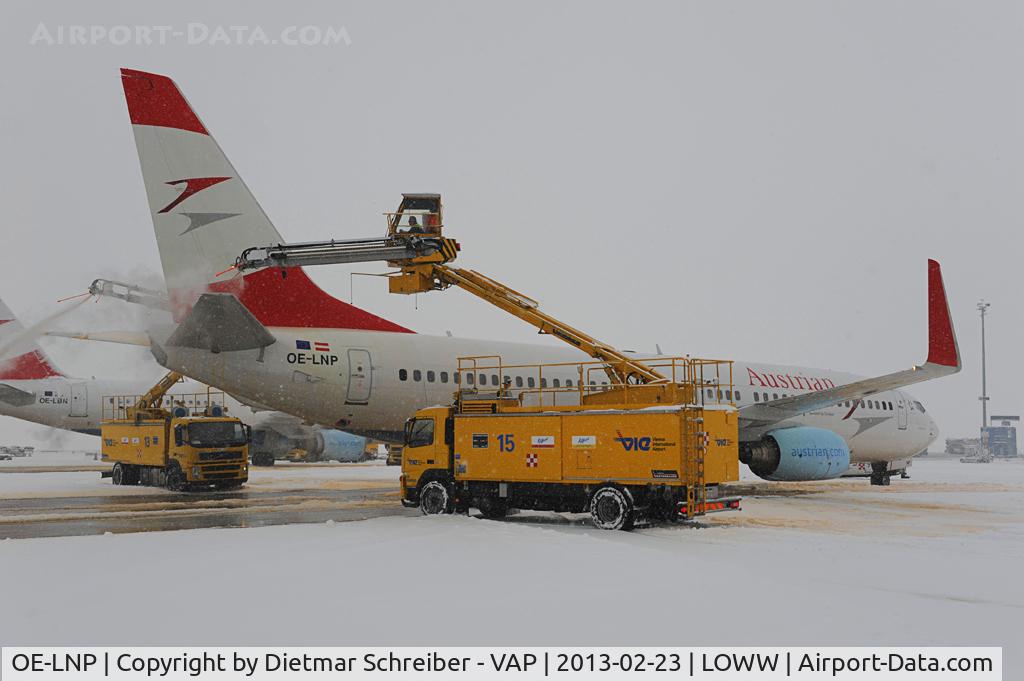 OE-LNP, 2002 Boeing 737-8Z9 C/N 30420, Austrian Airlines Boeing 737-800