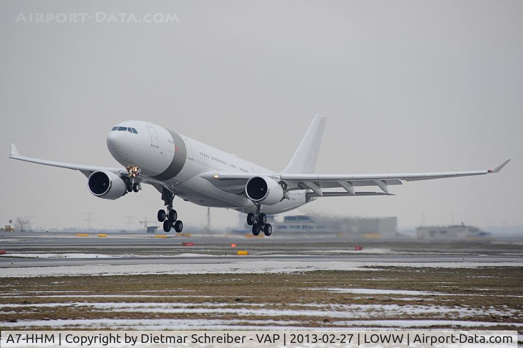 A7-HHM, 2004 Airbus A330-203 C/N 605, Qatar Airbus 330-200