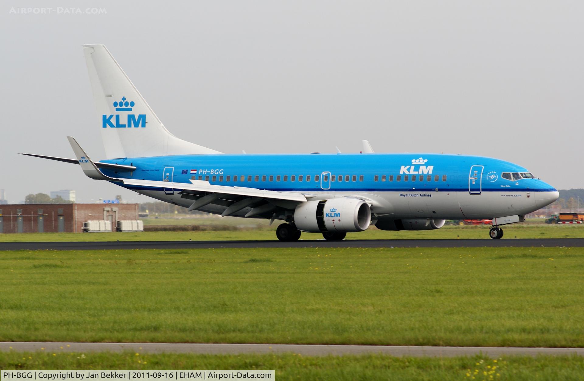 PH-BGG, 2009 Boeing 737-7K2 C/N 30367, Schiphol, just after landing