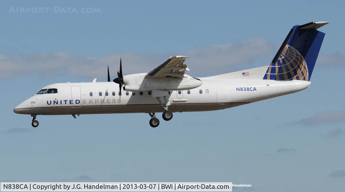 N838CA, 1998 De Havilland Canada DHC-8-311 Dash 8 Dash 8 C/N 527, On Final to 33L