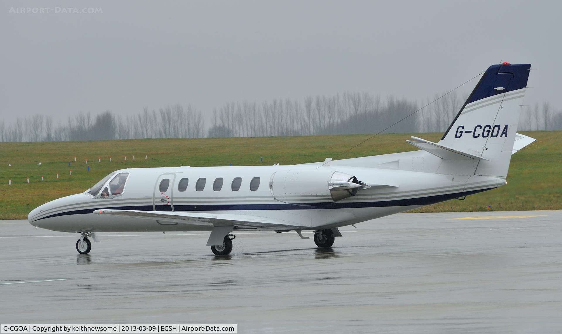 G-CGOA, 1980 Cessna 550 Citation II C/N 550-0183, Arriving at stand.