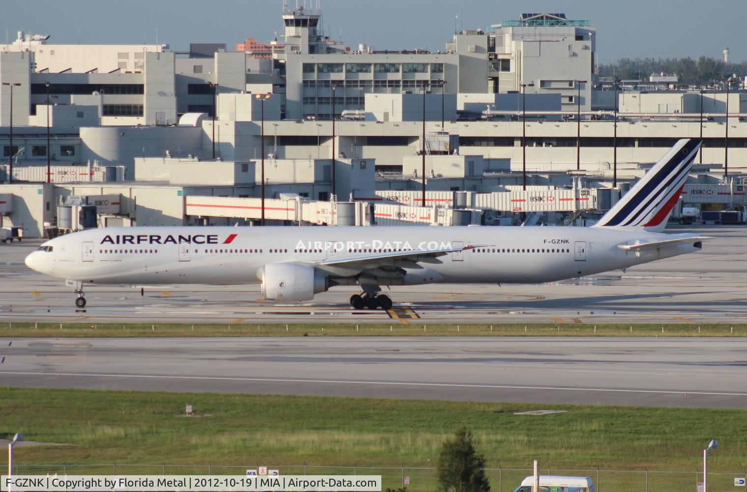 F-GZNK, 2011 Boeing 777-328/ER C/N 39971, Air France 777-300