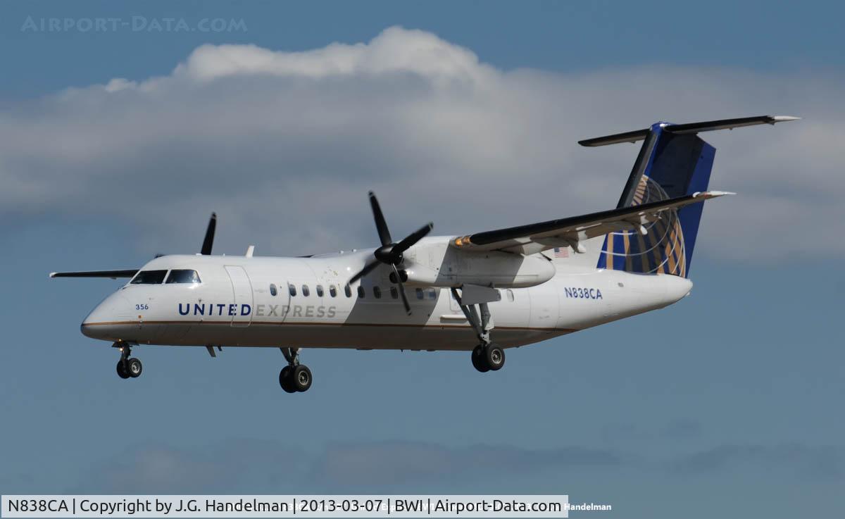 N838CA, 1998 De Havilland Canada DHC-8-311 Dash 8 Dash 8 C/N 527, Nose angle view on final to 33L