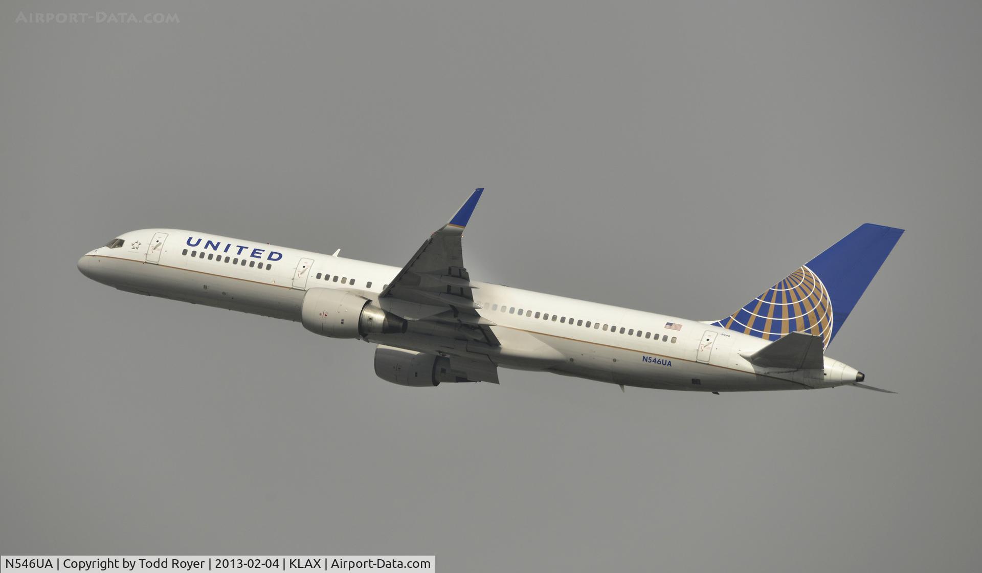 N546UA, 1991 Boeing 757-222 C/N 25367, Departing LAX