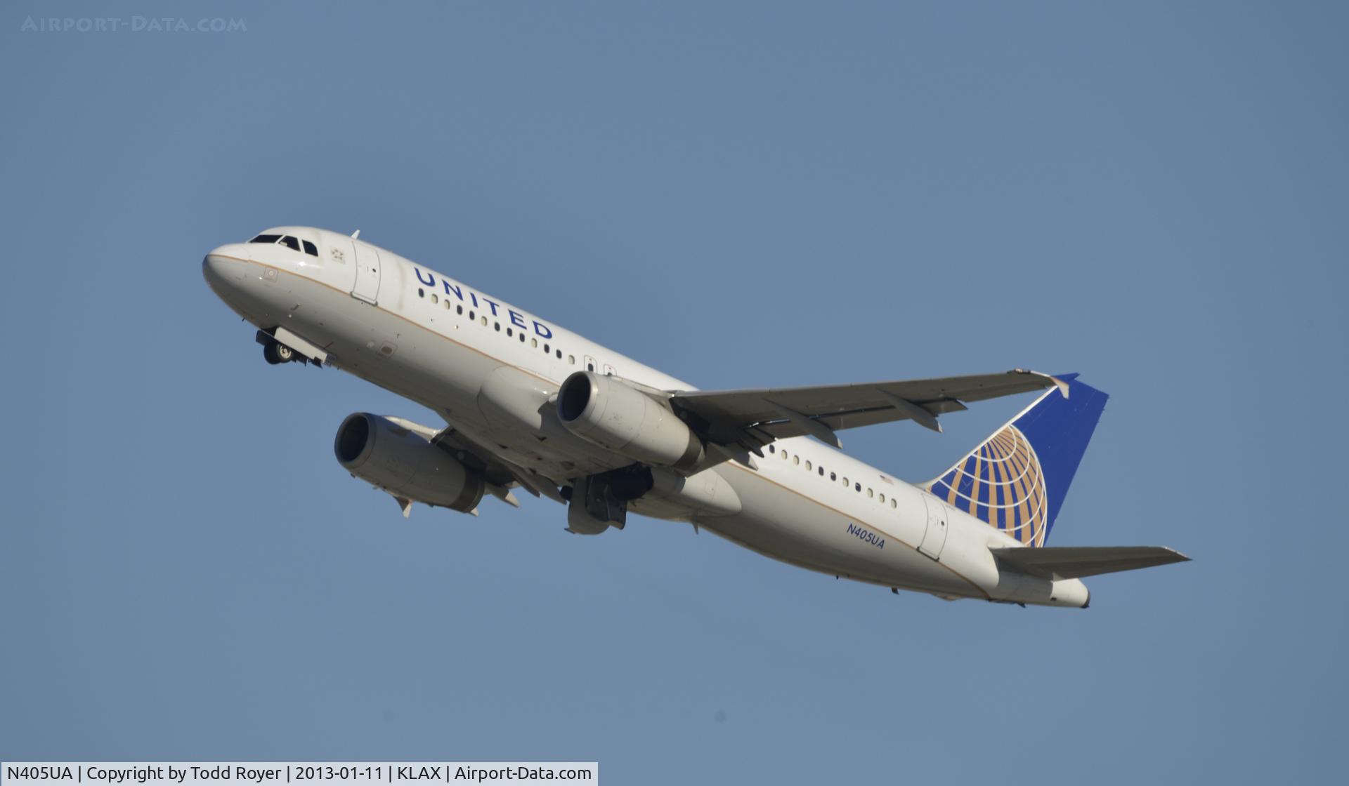 N405UA, 1993 Airbus A320-232 C/N 452, Departing LAX