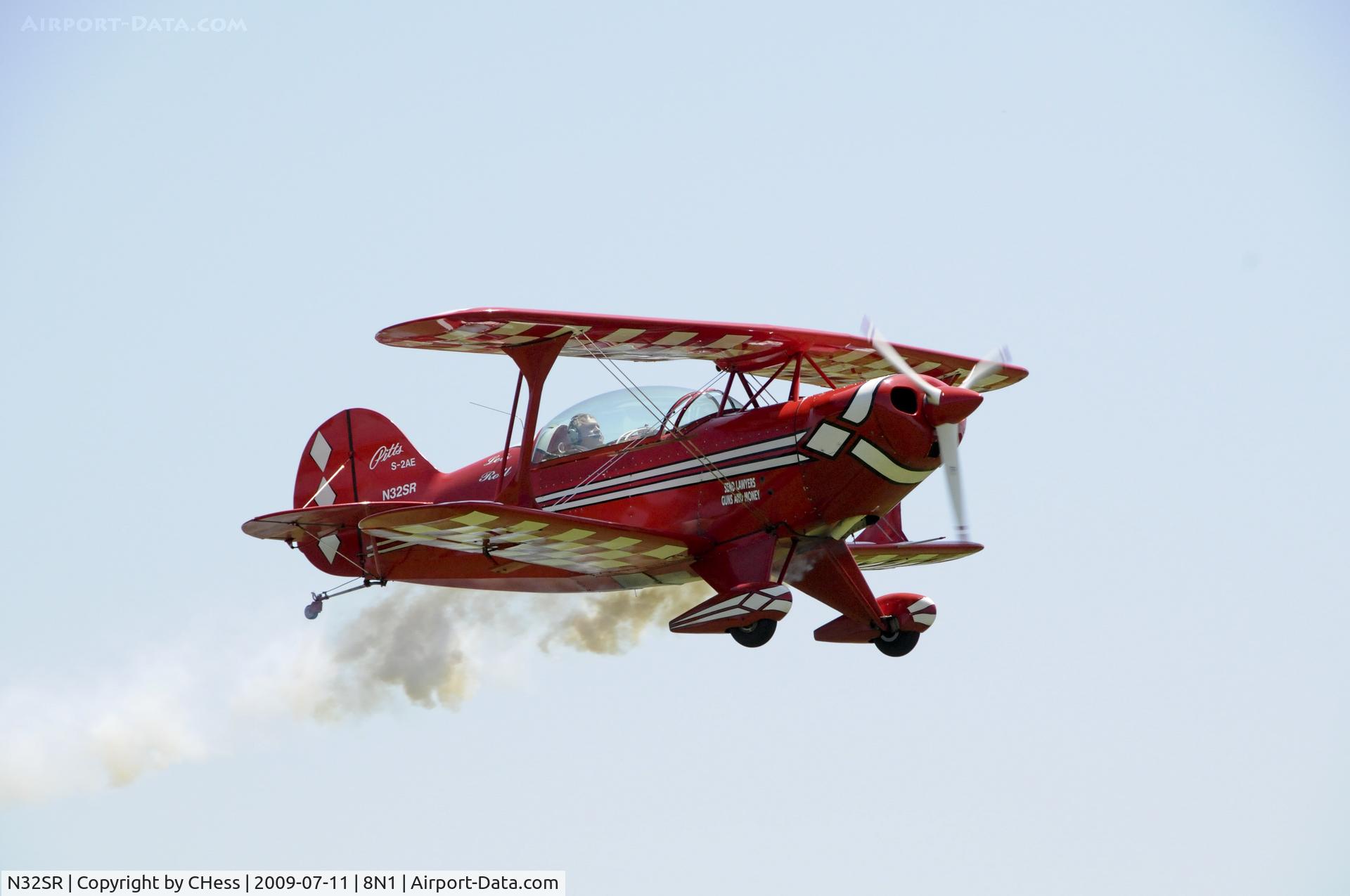 N32SR, 1983 Pitts S-2 Special C/N RDS-01, Photographed at the Golden Age Air Museum's Wings & Wheels event of 2009.