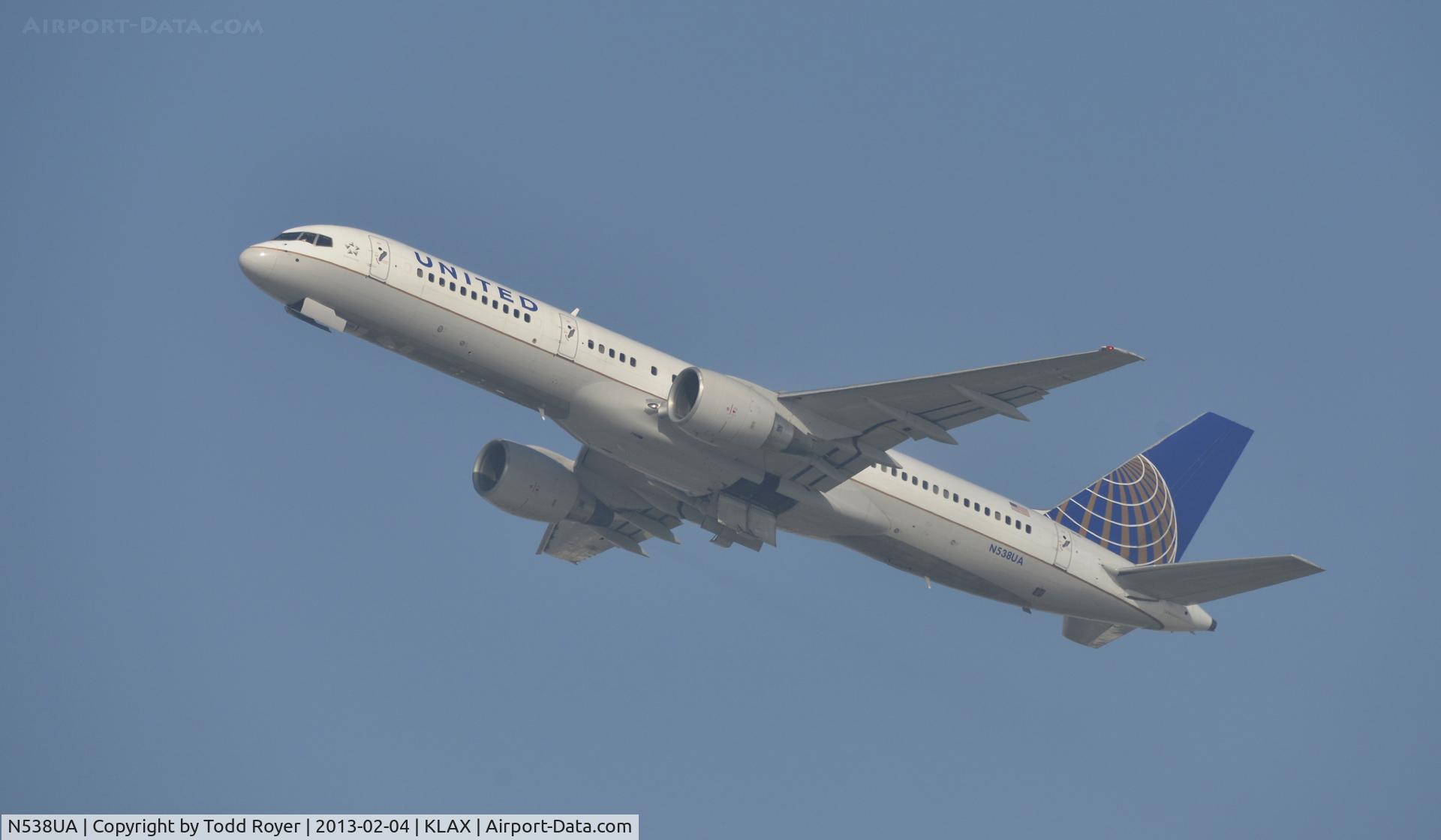 N538UA, 1991 Boeing 757-222(SF) C/N 25222, Departing LAX