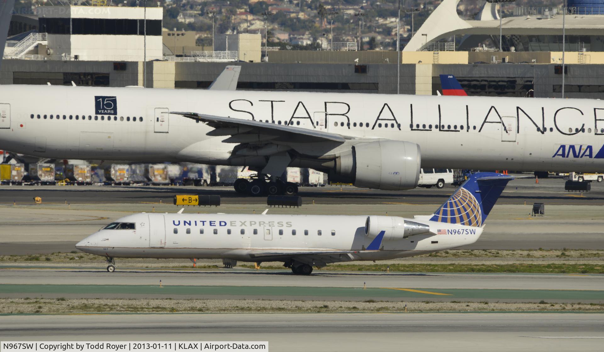 N967SW, 2003 Bombardier CRJ-200ER (CL-600-2B19) C/N 7872, Arrived at LAX on 25L