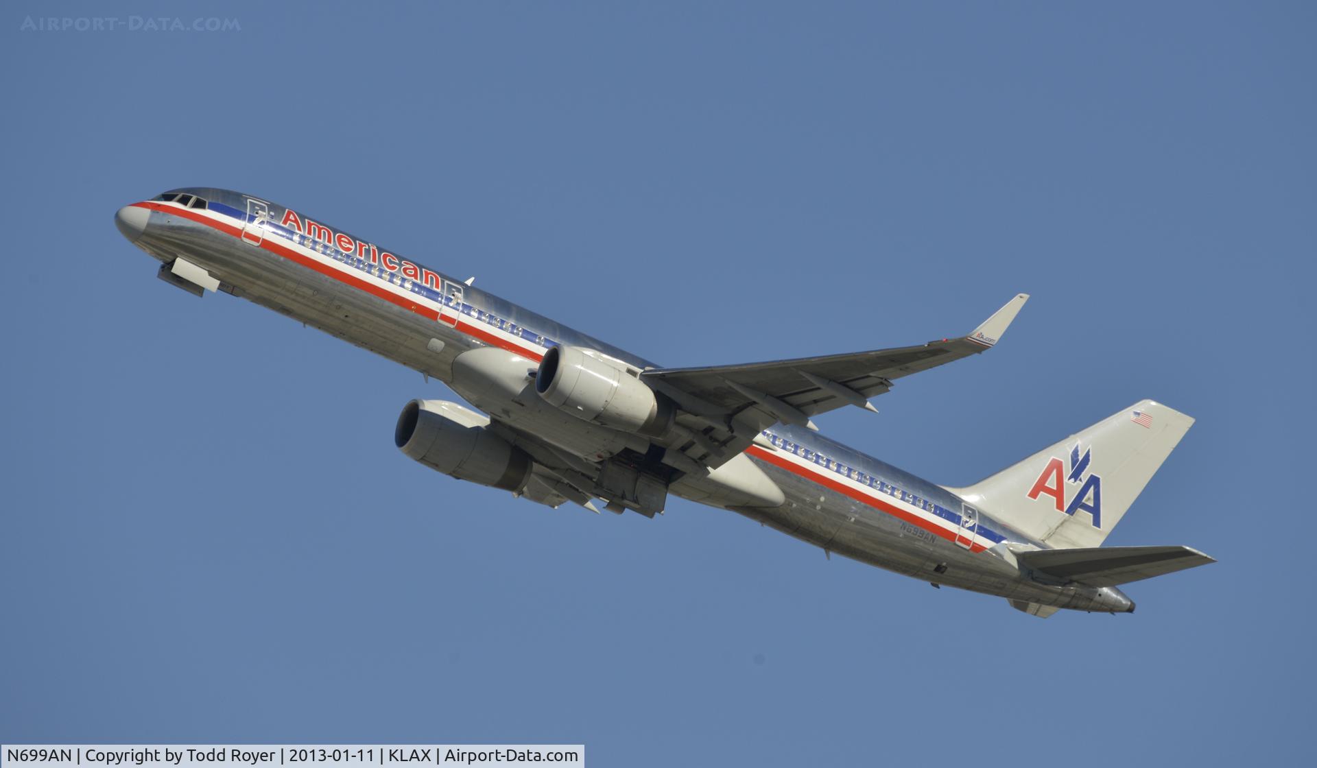 N699AN, 1995 Boeing 757-223 C/N 27051, Departing LAX