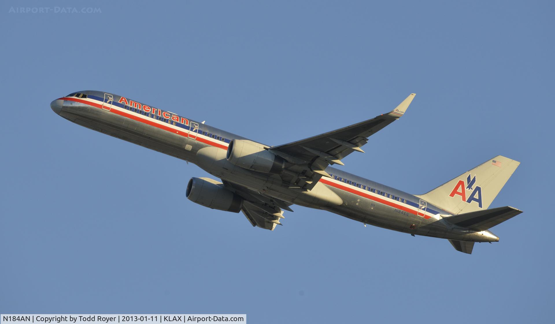 N184AN, 1999 Boeing 757-223 C/N 29594, Departing LAX