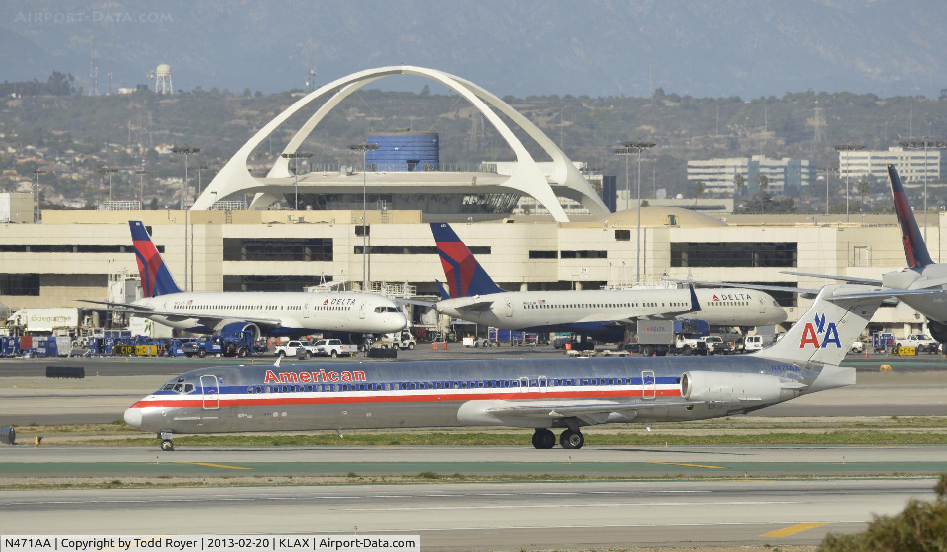 N471AA, 1988 McDonnell Douglas MD-82 (DC-9-82) C/N 49601, Arrived at LAX on 25L