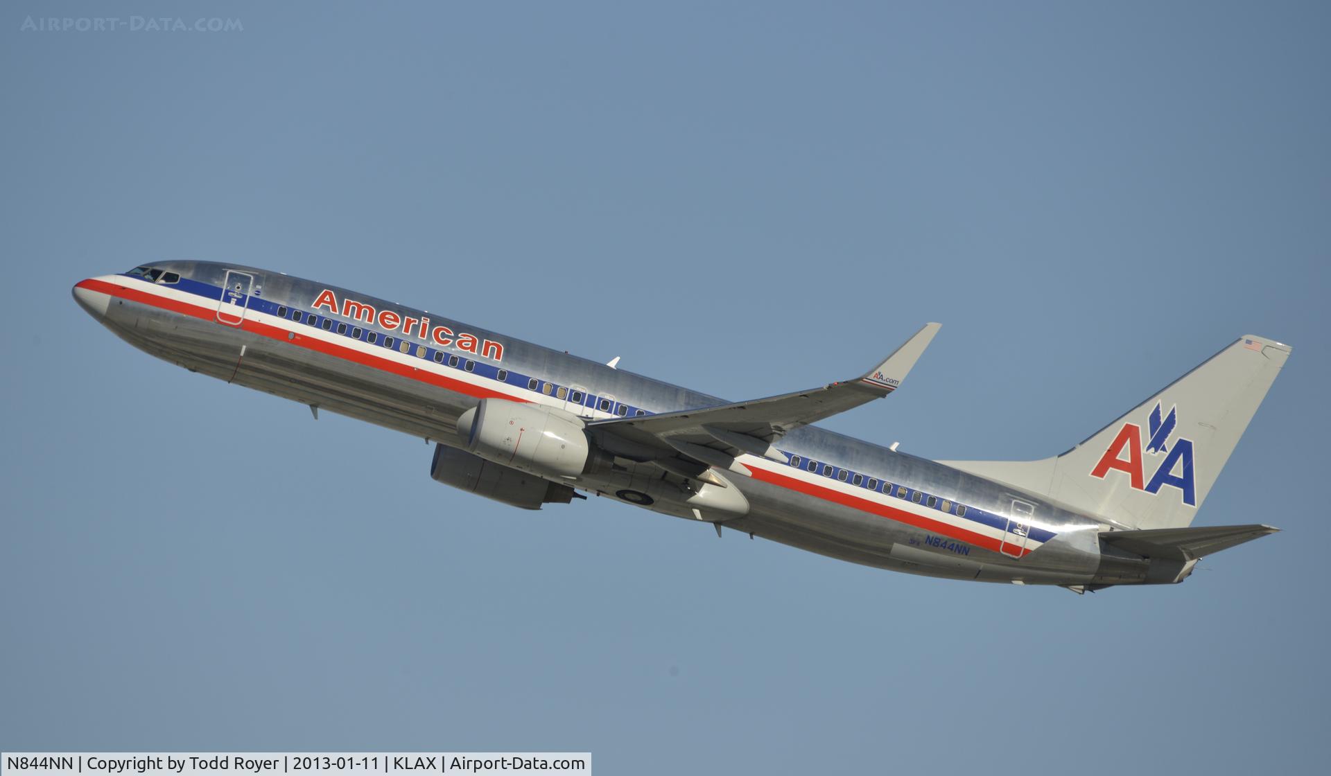 N844NN, 2010 Boeing 737-823 C/N 33212, Departing LAX