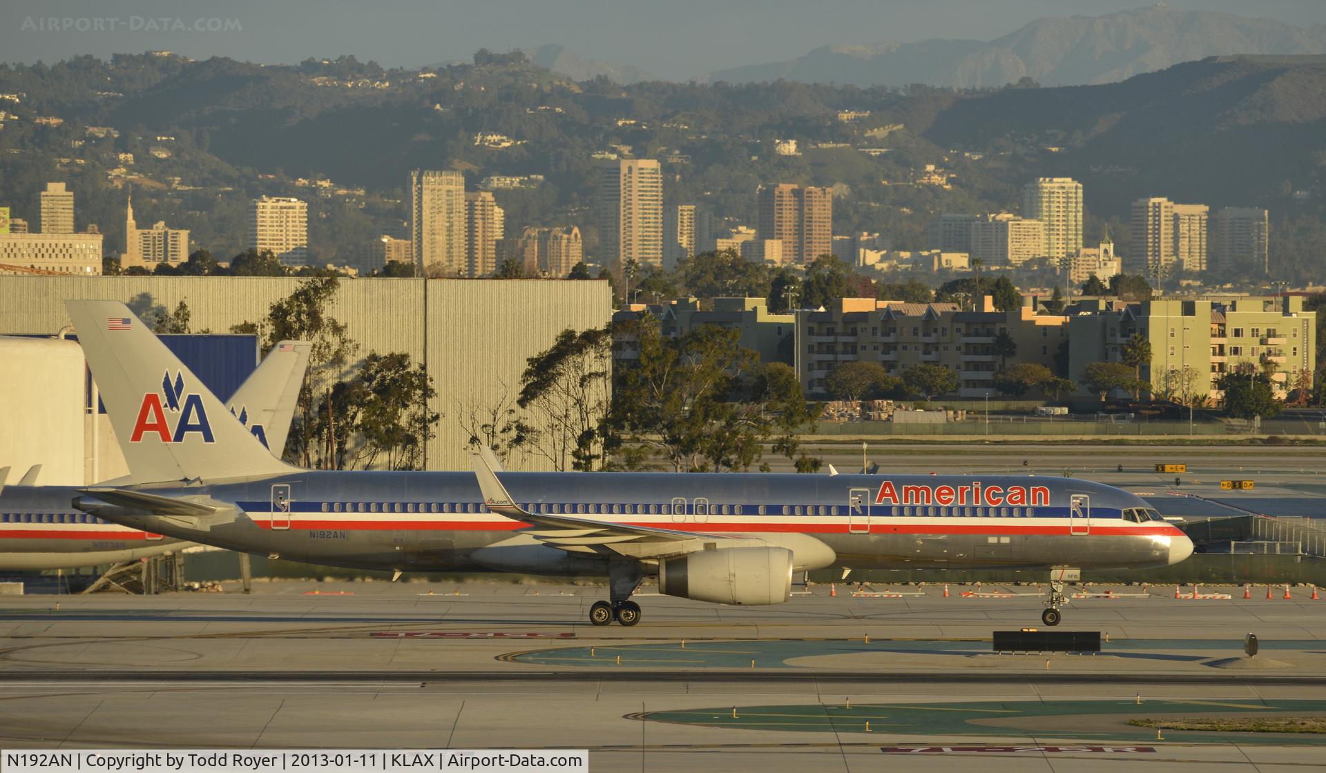 N192AN, 2001 Boeing 757-223 C/N 32386, Taxiing to gate at LAX