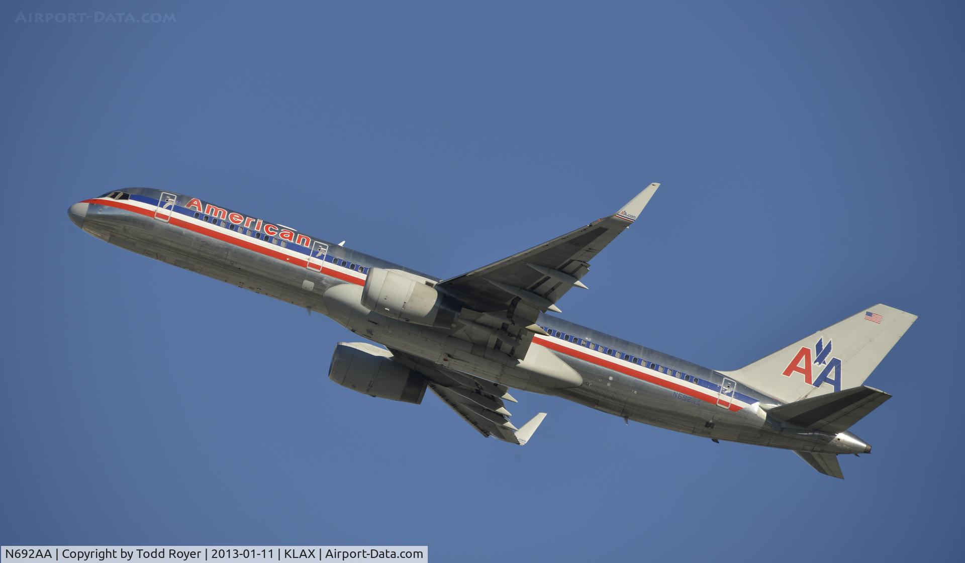 N692AA, 1993 Boeing 757-223 C/N 26972, Departing LAX