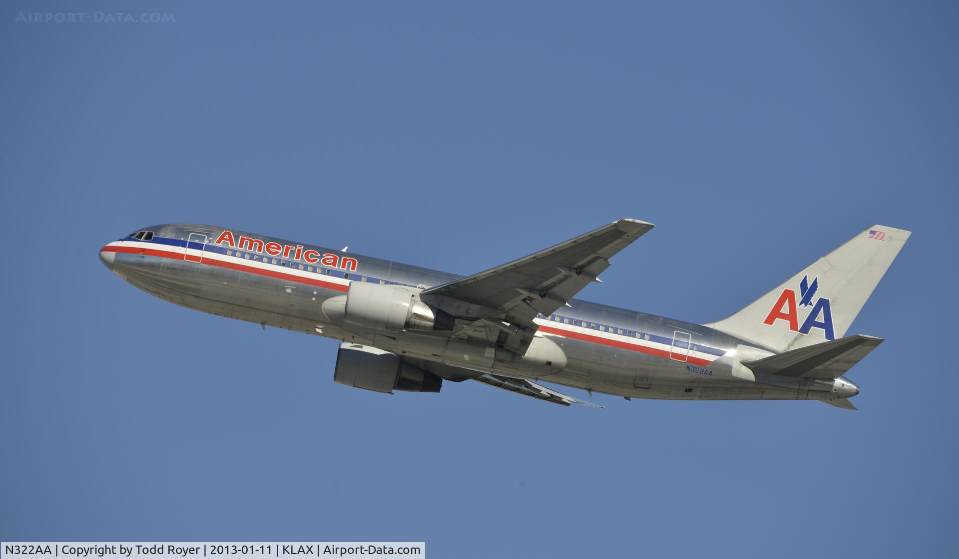 N322AA, 1986 Boeing 767-223 C/N 22323, Departing LAX