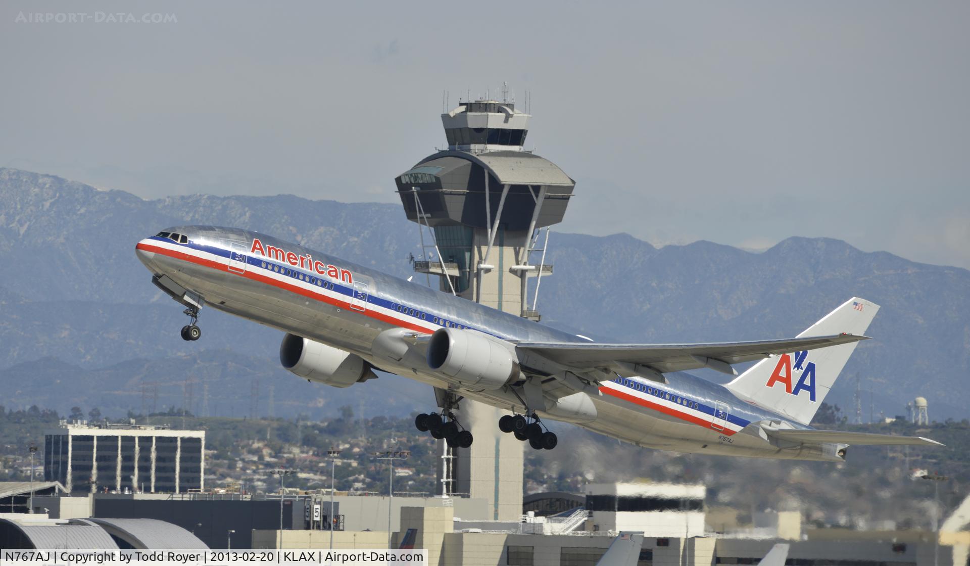 N767AJ, 2006 Boeing 777-223 C/N 33539, Departing LAX