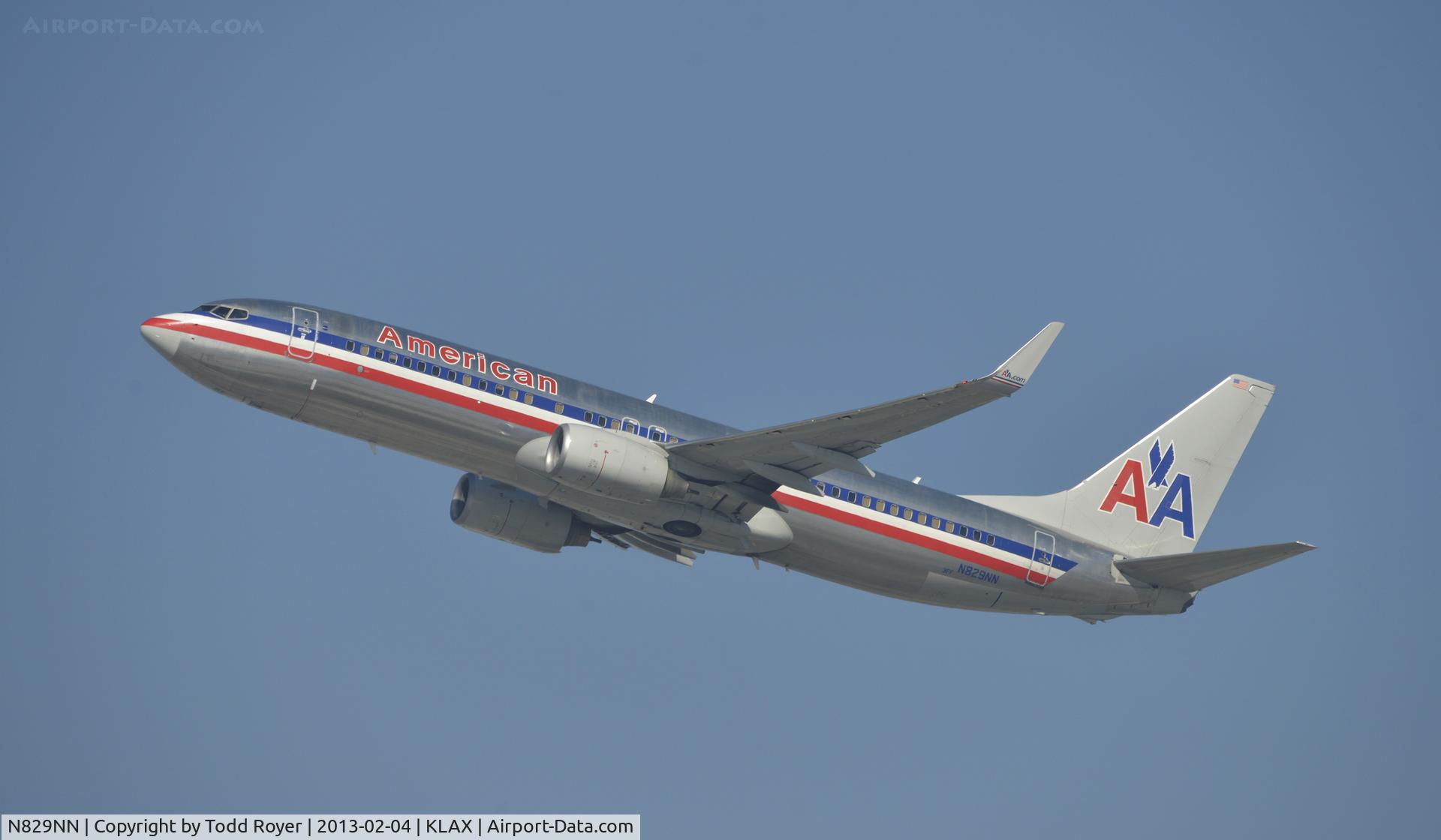 N829NN, 2010 Boeing 737-823 C/N 33210, Departing LAX