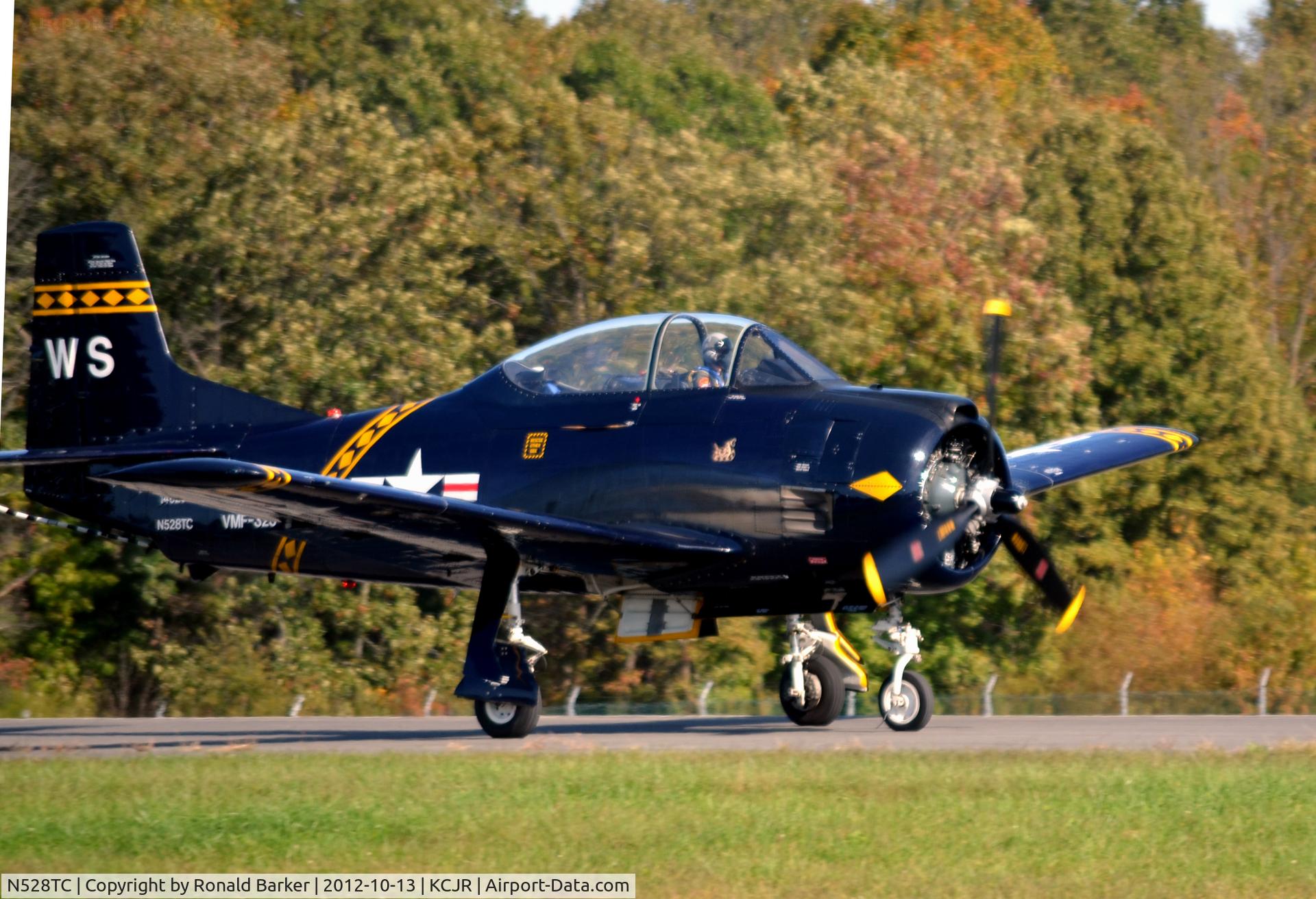 N528TC, 1957 North American T-28C Trojan C/N 252-16, Landing - Culpeper Air Fest 2012