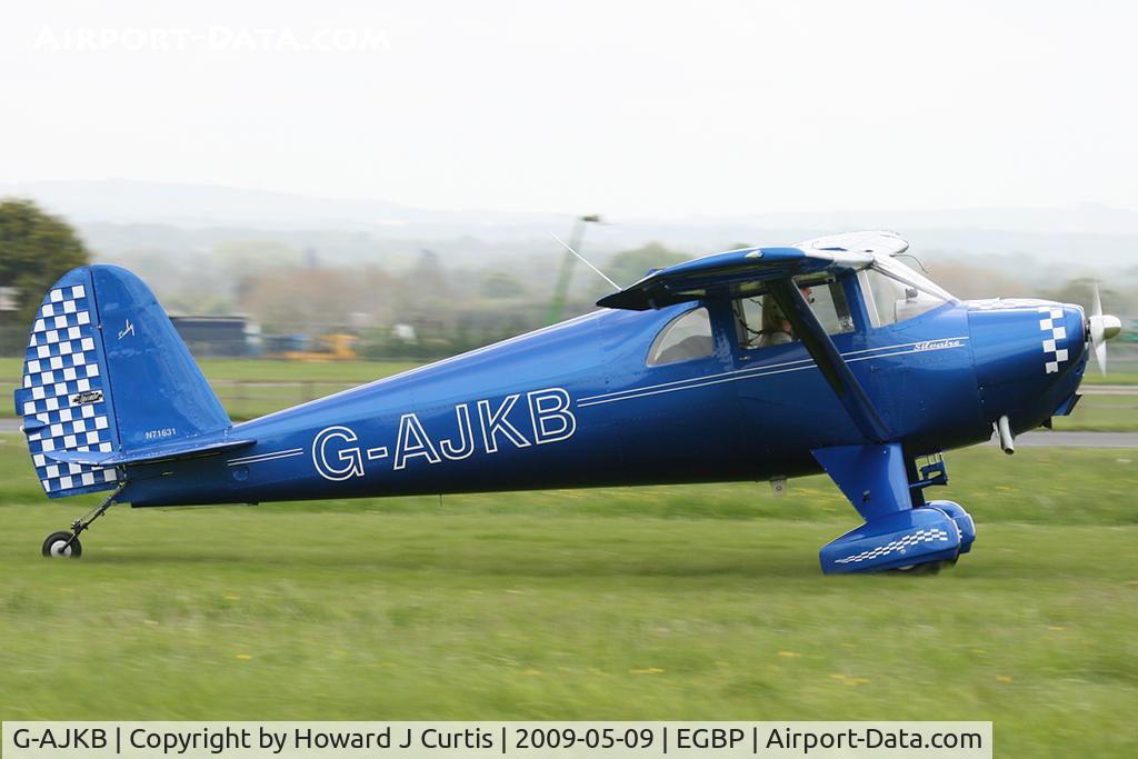 G-AJKB, 1946 Luscombe 8E Silvaire C/N 3058, At the Great Vintage Flying Weekend. Privately owned.