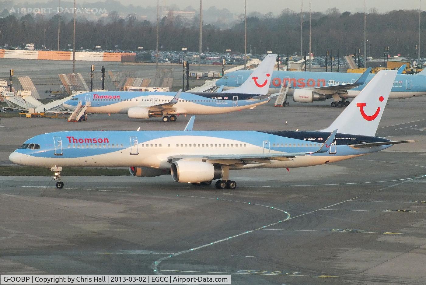 G-OOBP, 2000 Boeing 757-2G5 C/N 30394, in Thomson's new 