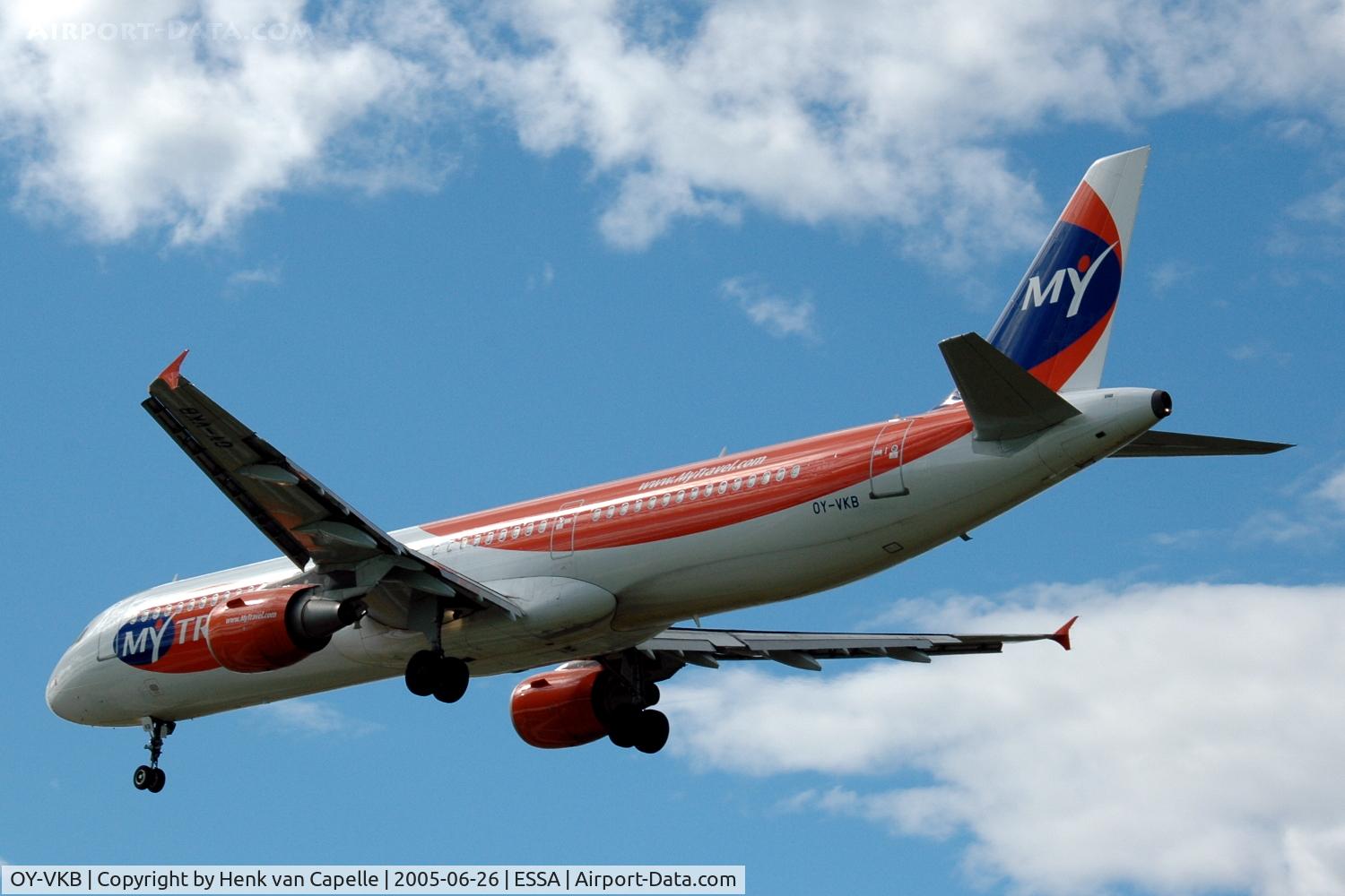 OY-VKB, 2003 Airbus A321-211 C/N 1921, MyTravel Airways A321 approaching Stockholm Arlanda airport, Sweden.