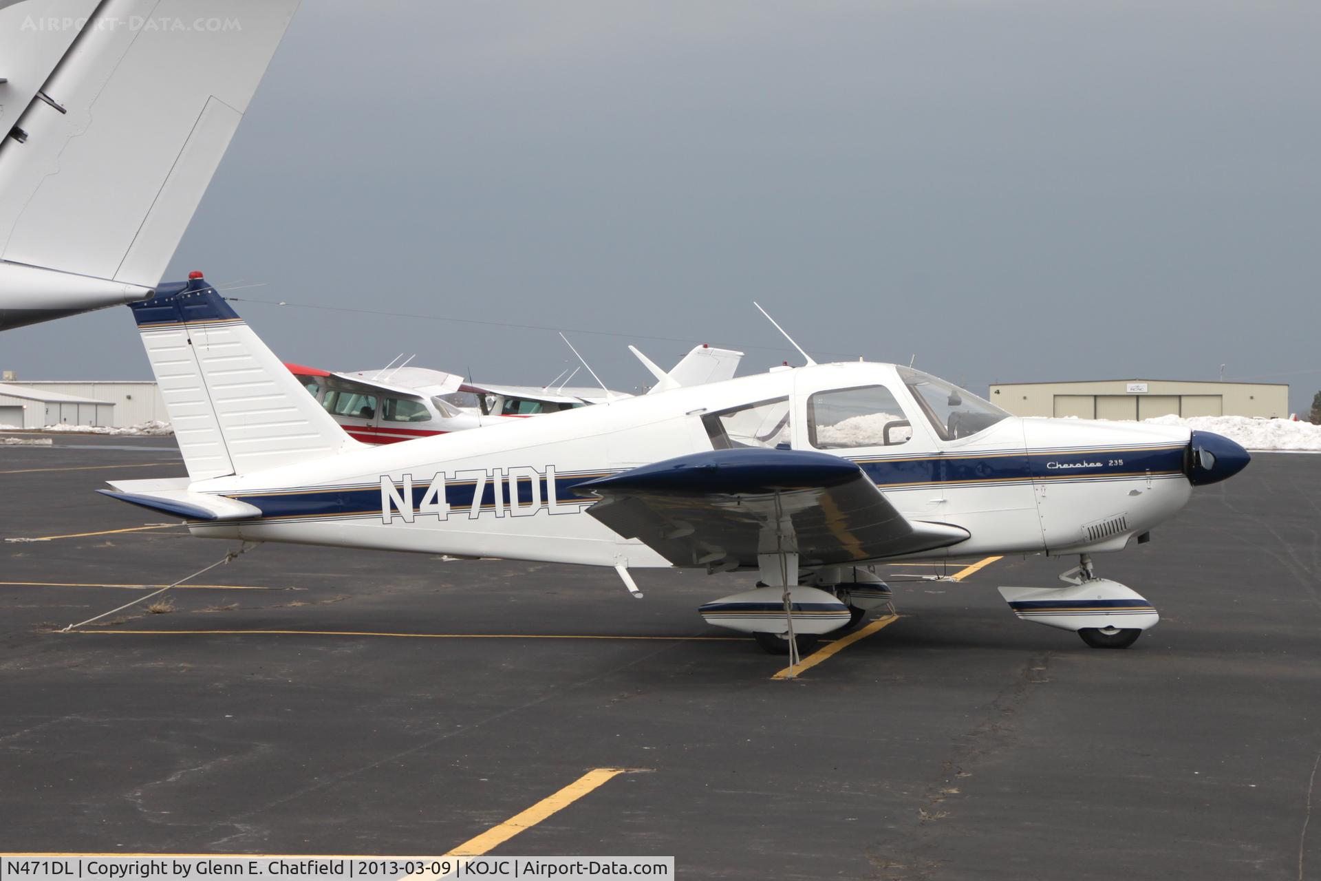 N471DL, 1964 Piper PA-28-235 C/N 28-10384, An oldie