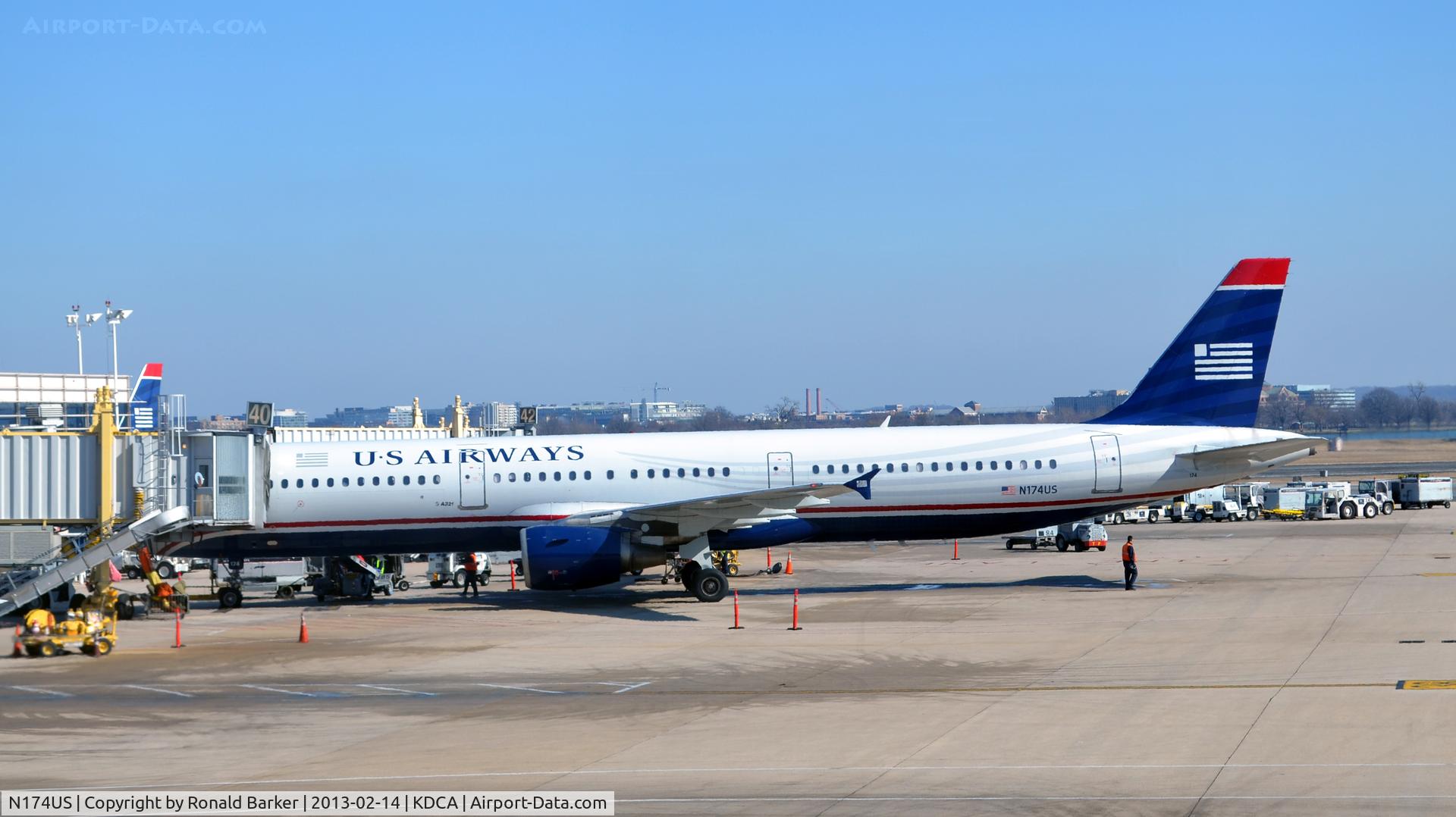 N174US, 2001 Airbus A321-211 C/N 1492, DCA VA