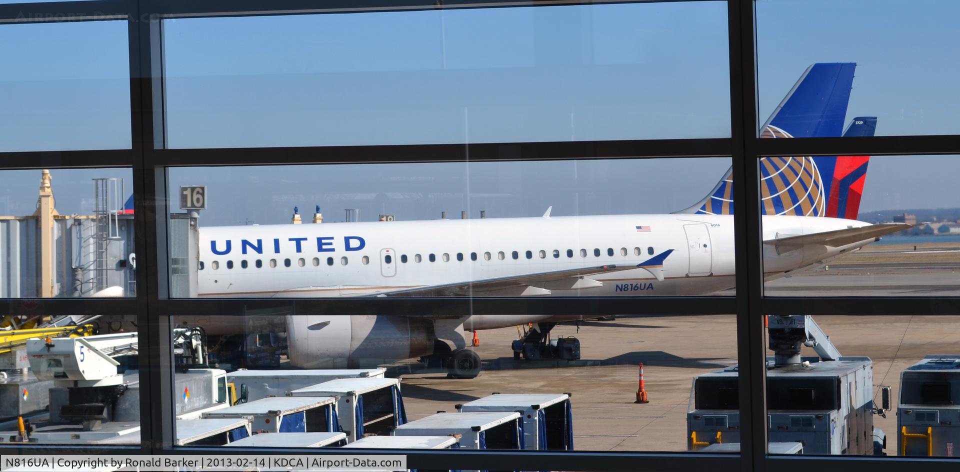N816UA, 1998 Airbus A319-131 C/N 871, DCA VA
