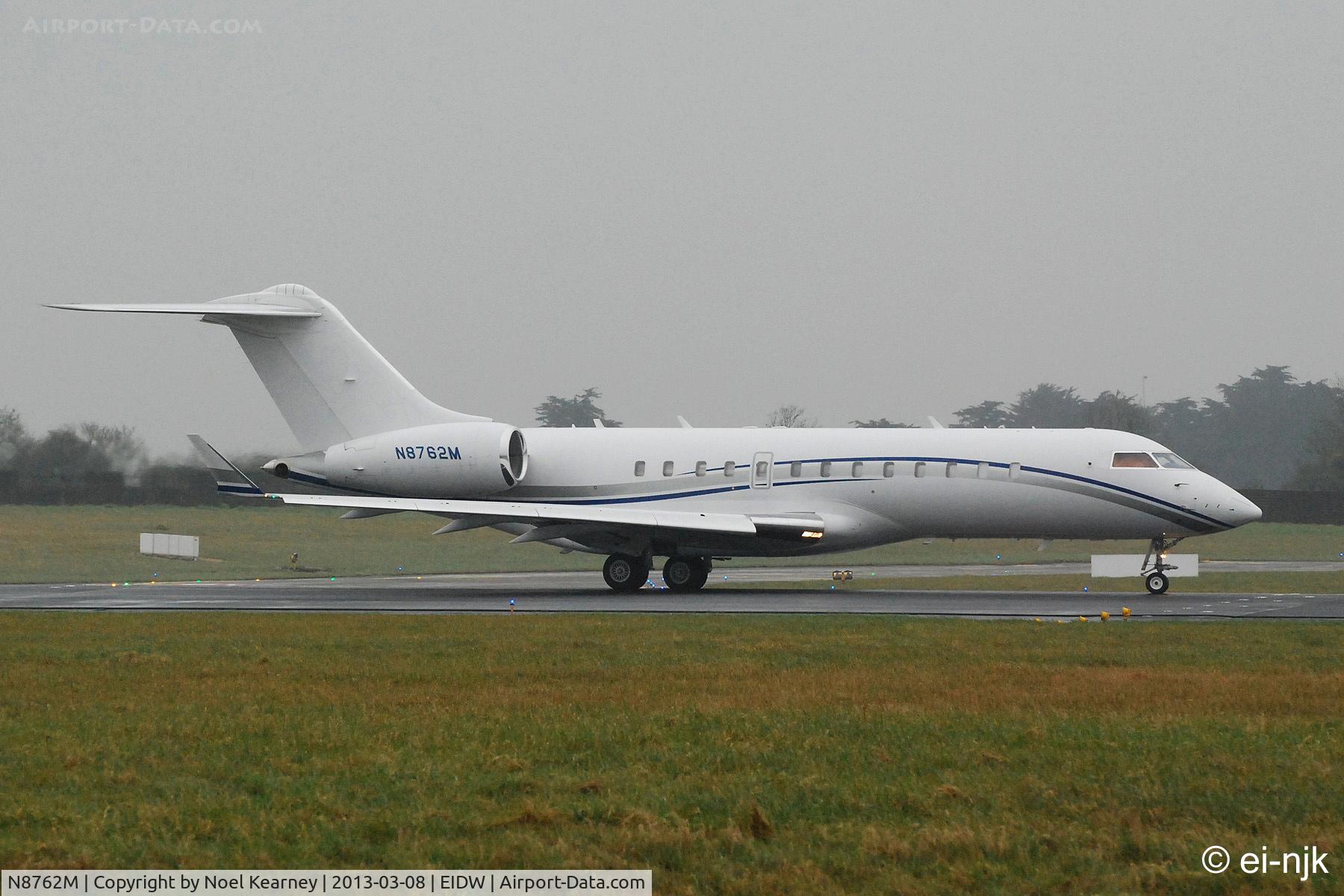 N8762M, 2002 Bombardier BD-700-1A10 Global Express C/N 9113, Departing off Rwy 10 at Dublin.