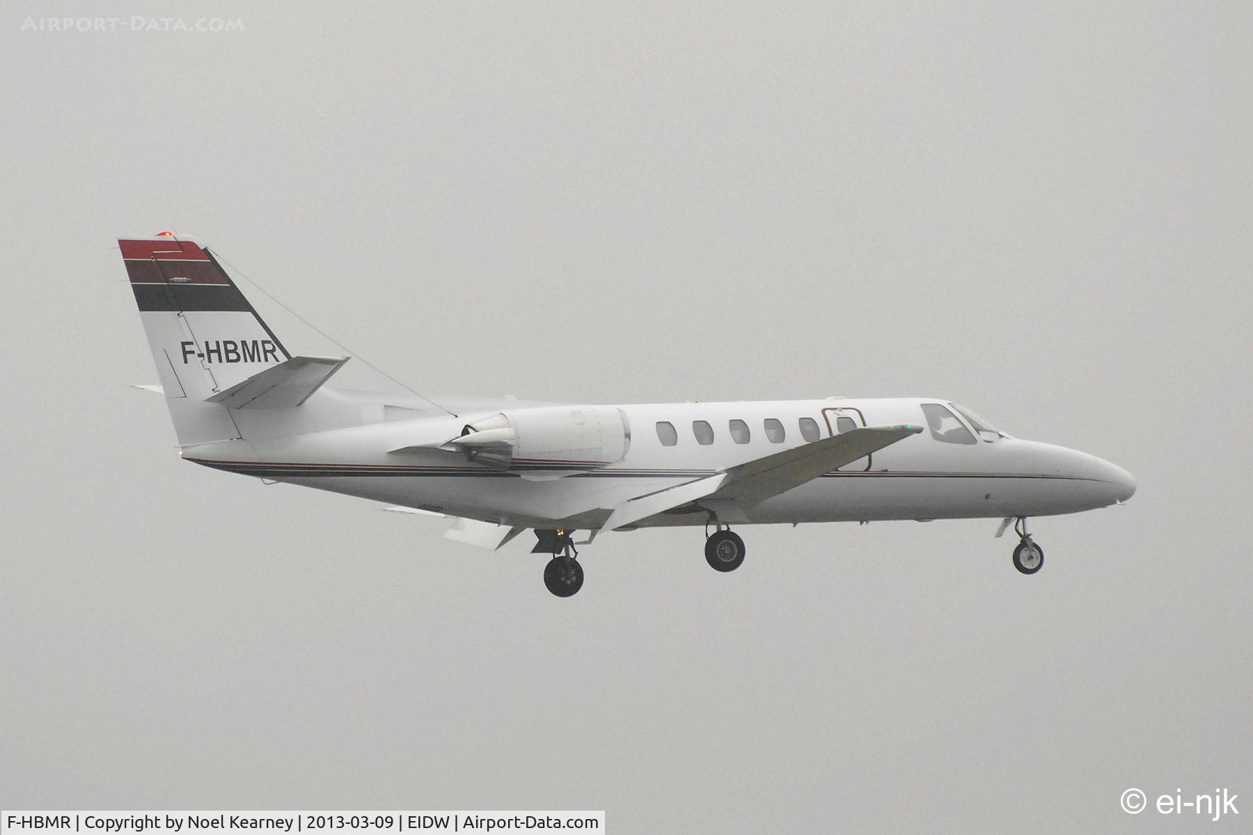 F-HBMR, 1992 Cessna 550 Citation II C/N 550-0717, Landing Rwy 10 at Dublin in the rain..