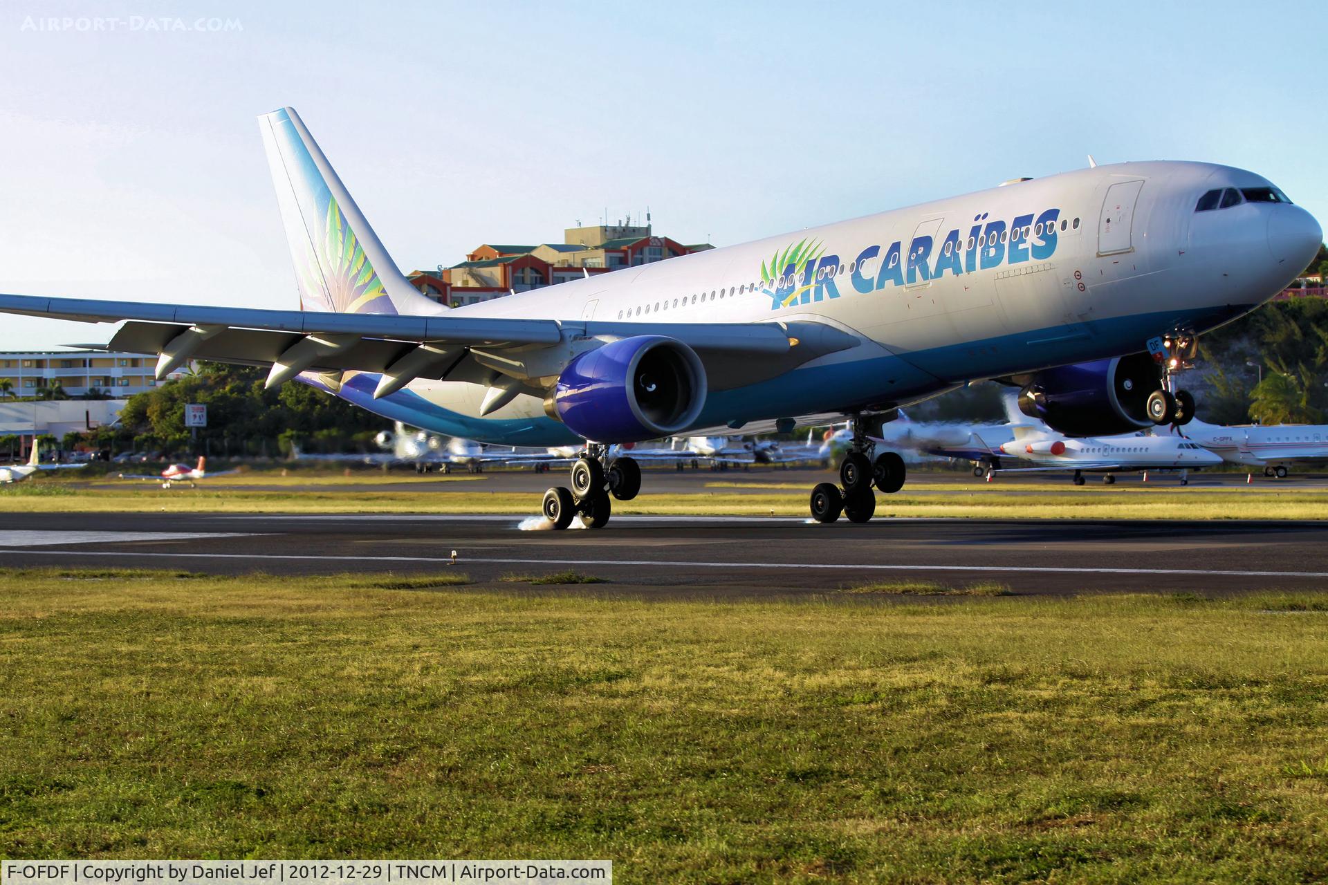 F-OFDF, 1999 Airbus A330-223 C/N 253, F-OFDF