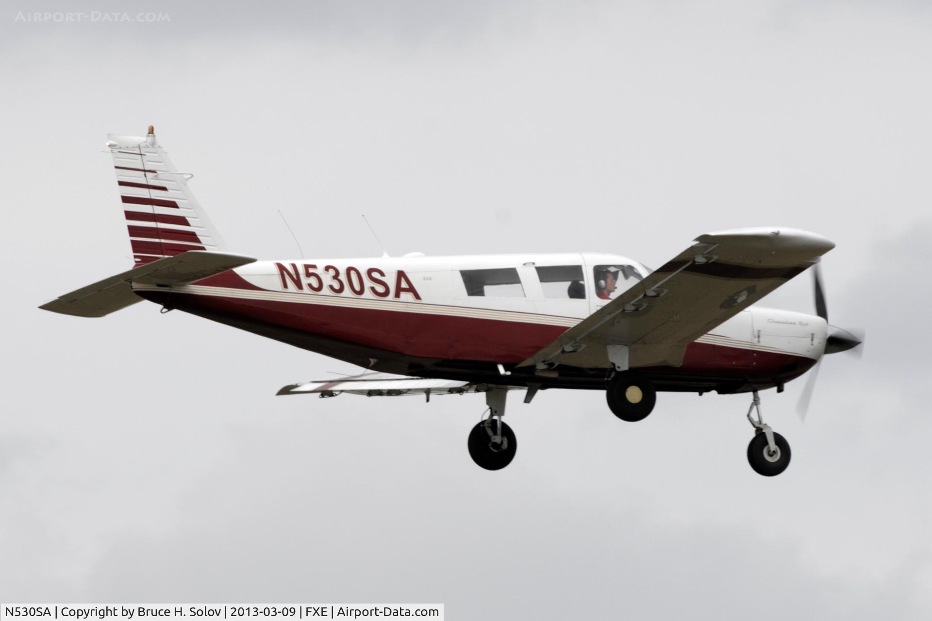 N530SA, 1966 Piper PA-32-300 Cherokee Six C/N 32-40067, On approach to FXE runway 8