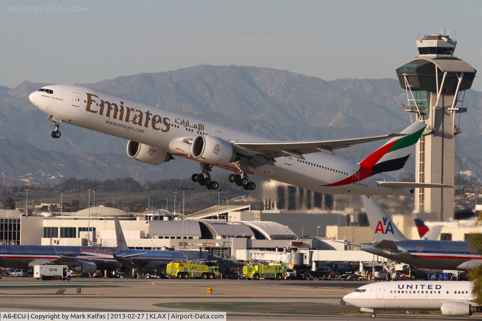 A6-ECU, 2009 Boeing 777-31H/ER C/N 35593, Emirates Boeing 777-31H(ER), UAE216 departing RWY 25R KLAX, enroute to Dubai Int'l (OMDB / DXB).