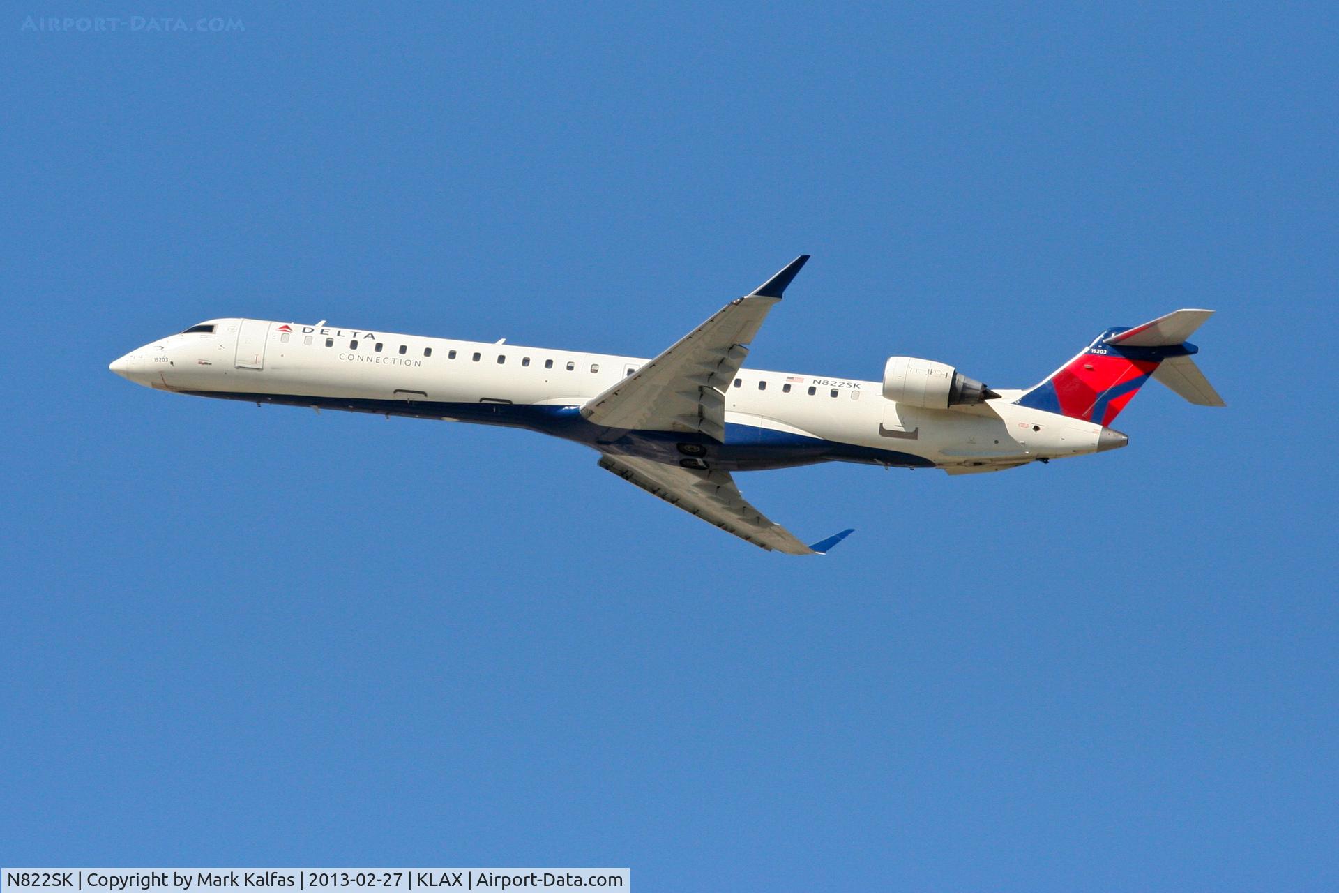 N822SK, 2008 Bombardier CRJ-900ER (CL-600-2D24) C/N 15203, SkyWest/Delta Connection Bombardier CL600-2D24, SKW4804 departing 25R KLAX enroute to KLAS.