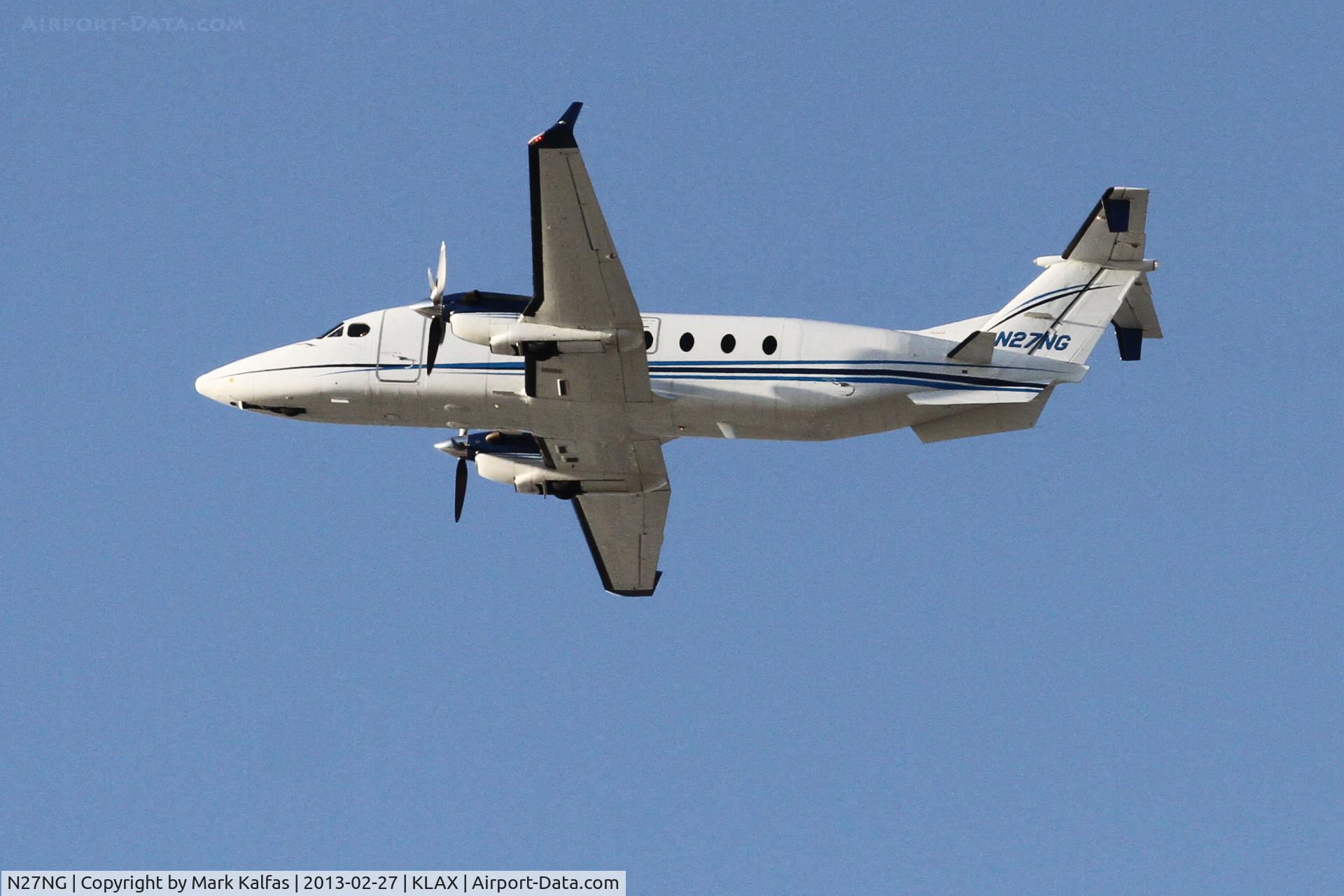 N27NG, 1999 Beech 1900D C/N UE-382, NORTHROP GRUMMAN, Raytheon Aircraft Company 1900D, departing RWY 25L KLAX.