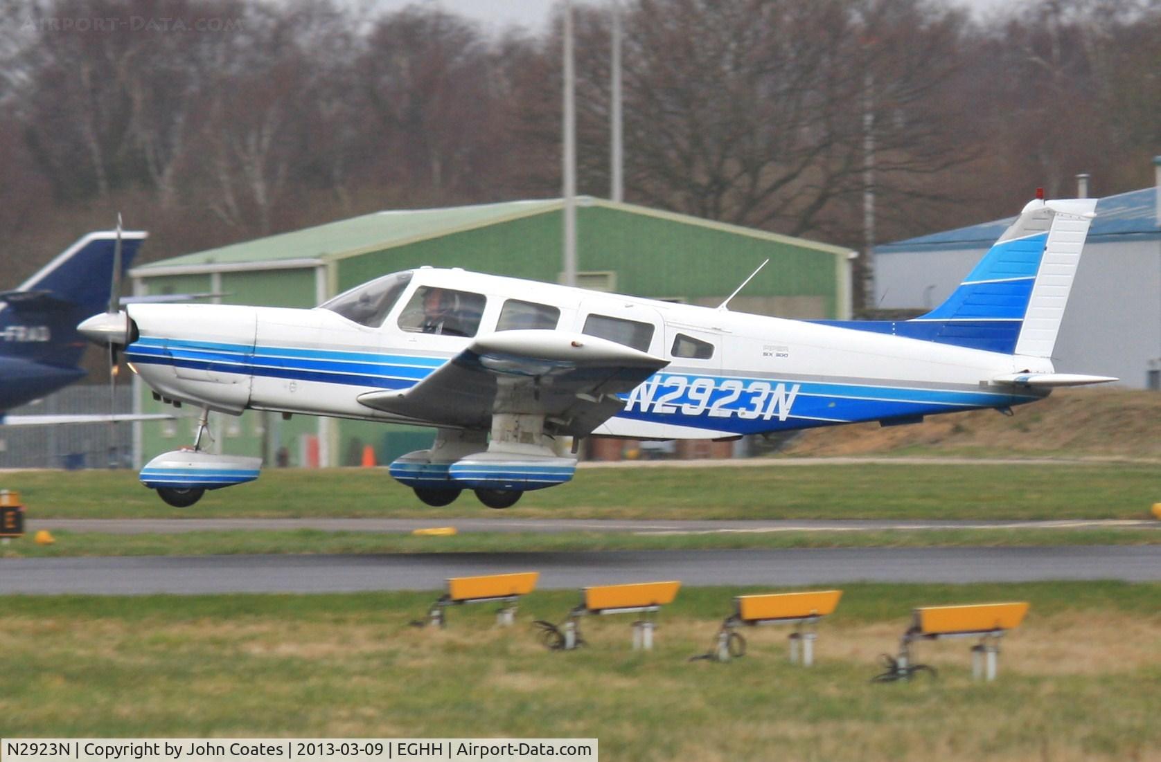 N2923N, 1979 Piper PA-32-300 Cherokee Six Cherokee Six C/N 32-7940207, Visitor to BHL touches down