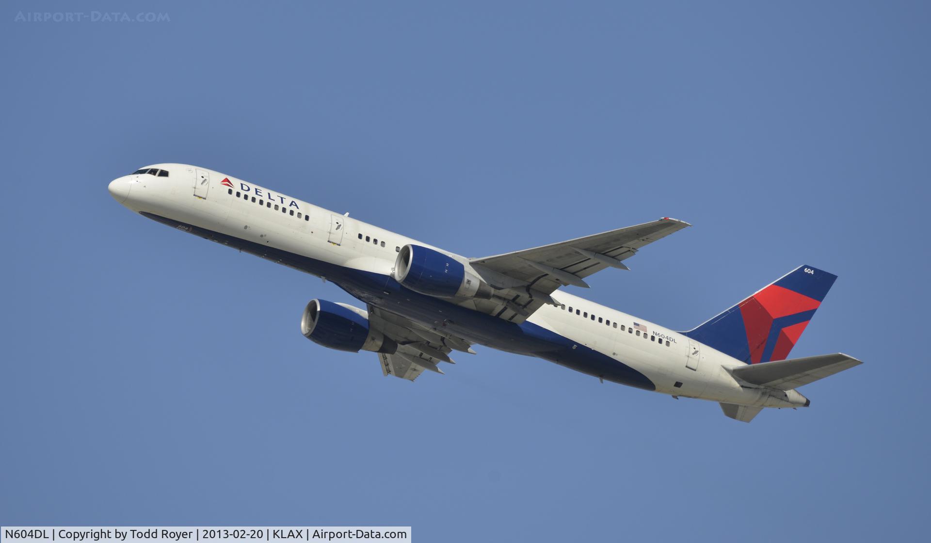 N604DL, 1984 Boeing 757-232 C/N 22811, Departing LAX