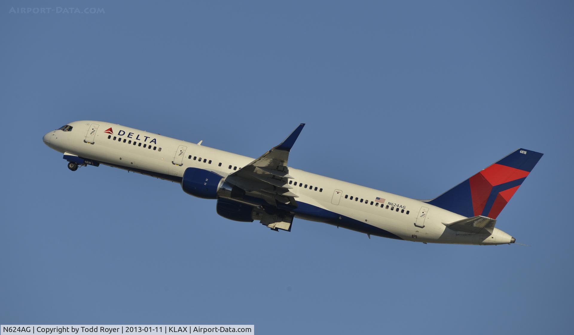 N624AG, 1993 Boeing 757-2Q8 C/N 25624, Departing LAX