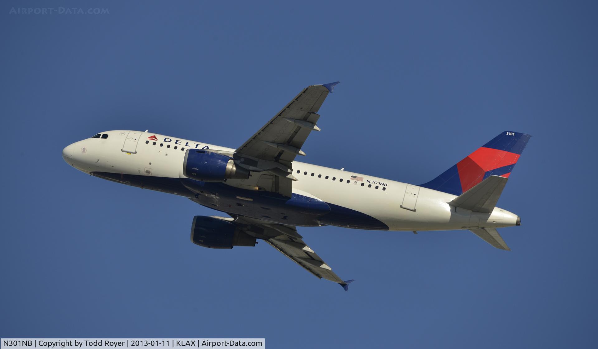 N301NB, 1999 Airbus A319-114 C/N 1058, Departing LAX