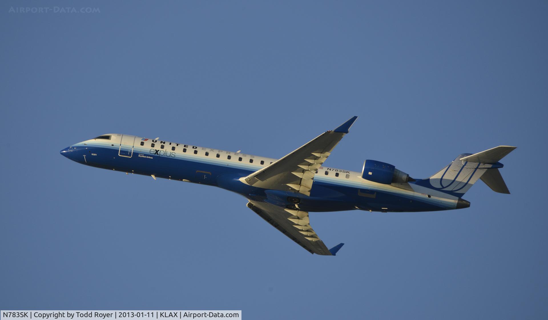 N783SK, 2009 Bombardier CRJ-700 (CL-600-2C10) Regional Jet C/N 10281, Departing LAX