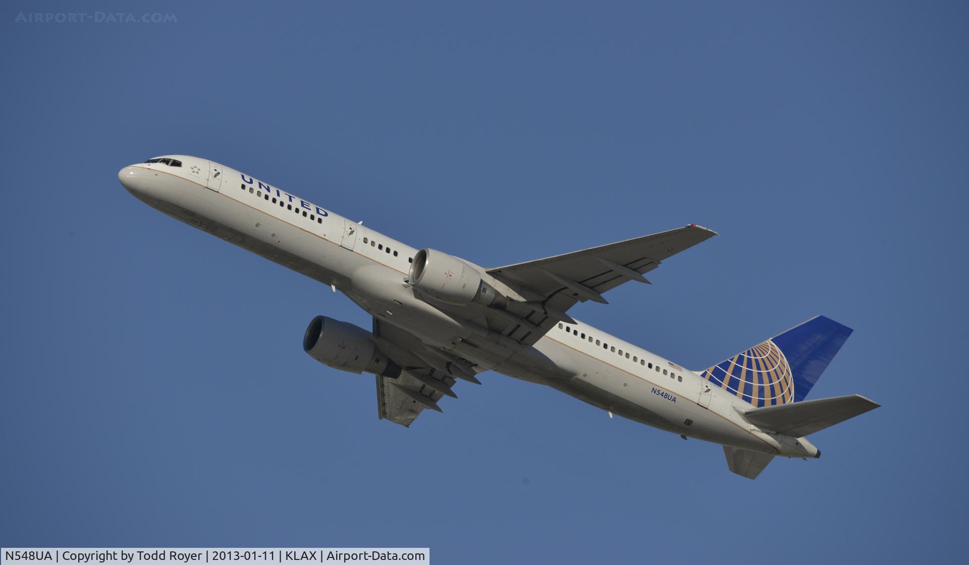 N548UA, 1992 Boeing 757-222 C/N 25396, Departing LAX