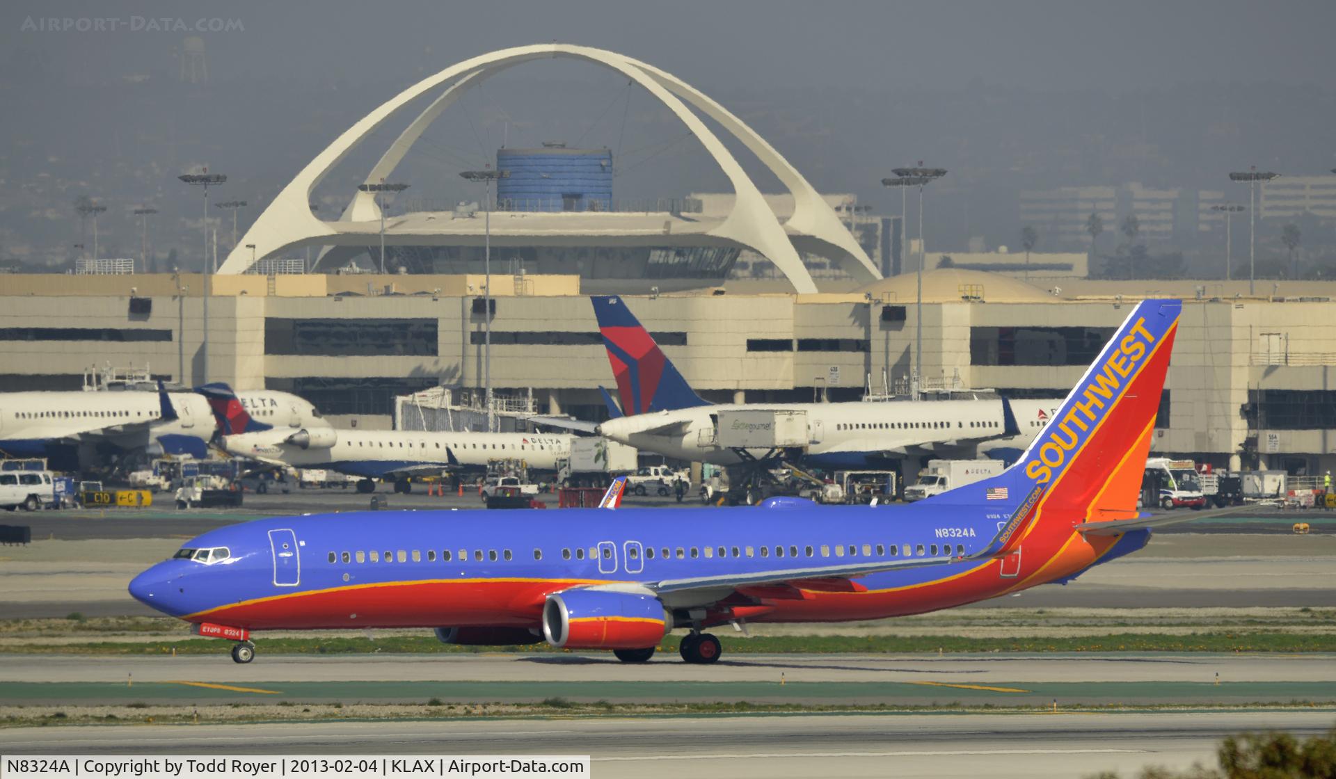 N8324A, 2012 Boeing 737-8H4 C/N 35966, Taxiing to gate
