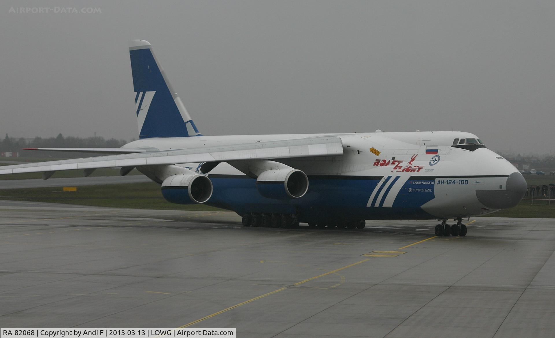 RA-82068, 1993 Antonov An-124-100 Ruslan C/N x770051359127, Polet Flight Antonov AN-124-100